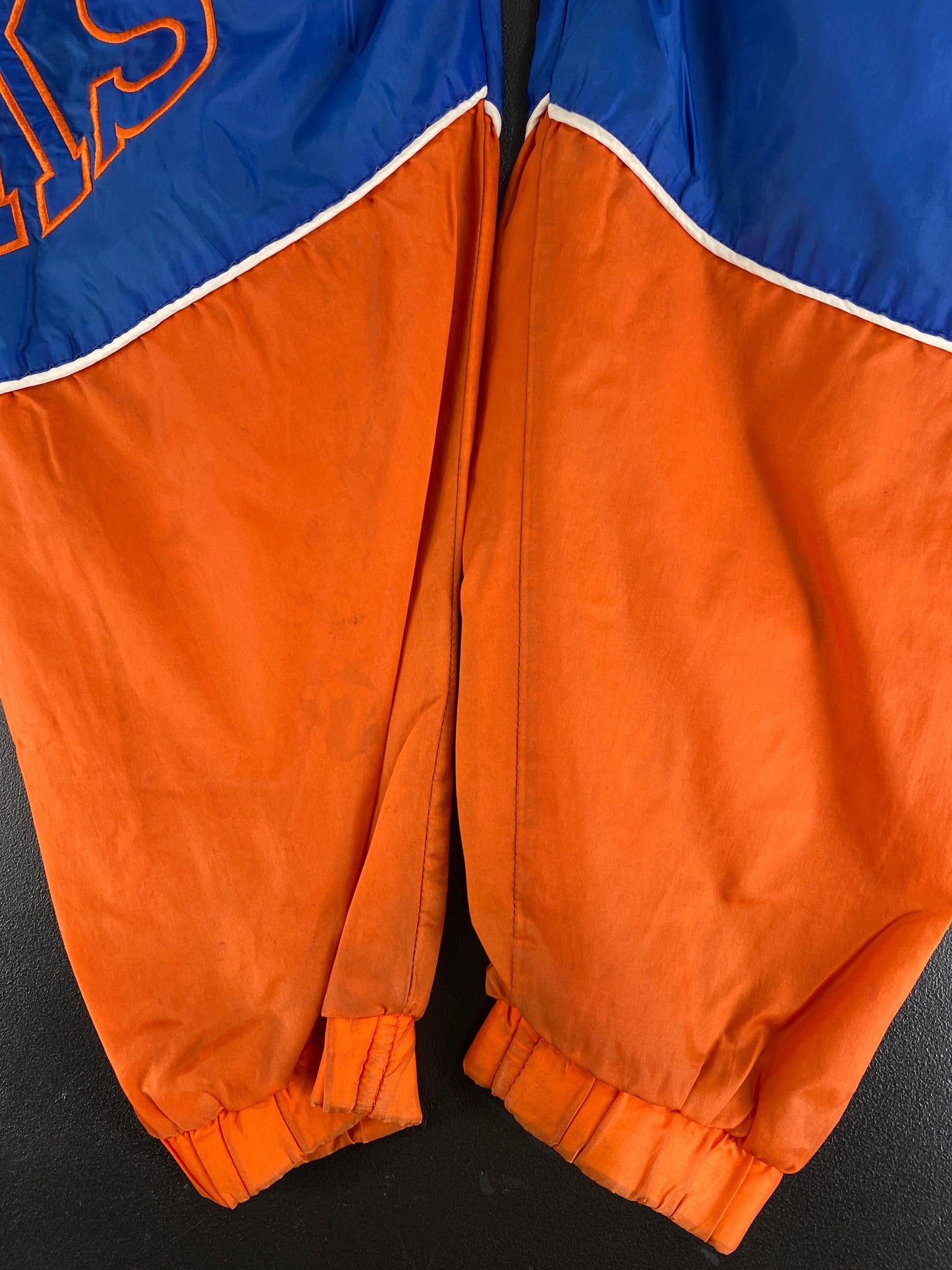 90’s STARTER x NEW YORK KNICKS Size XL NBA Nylon Jacket / F4539N