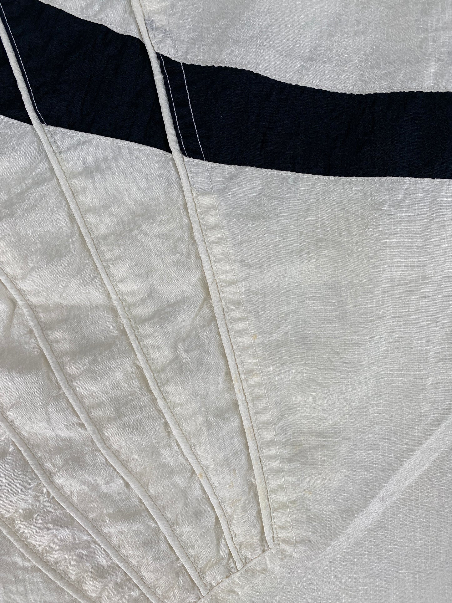 Vintage NIKE JORDAN Size No Tag Approx.XL Zip-up Nylon Jacket/ F3484N