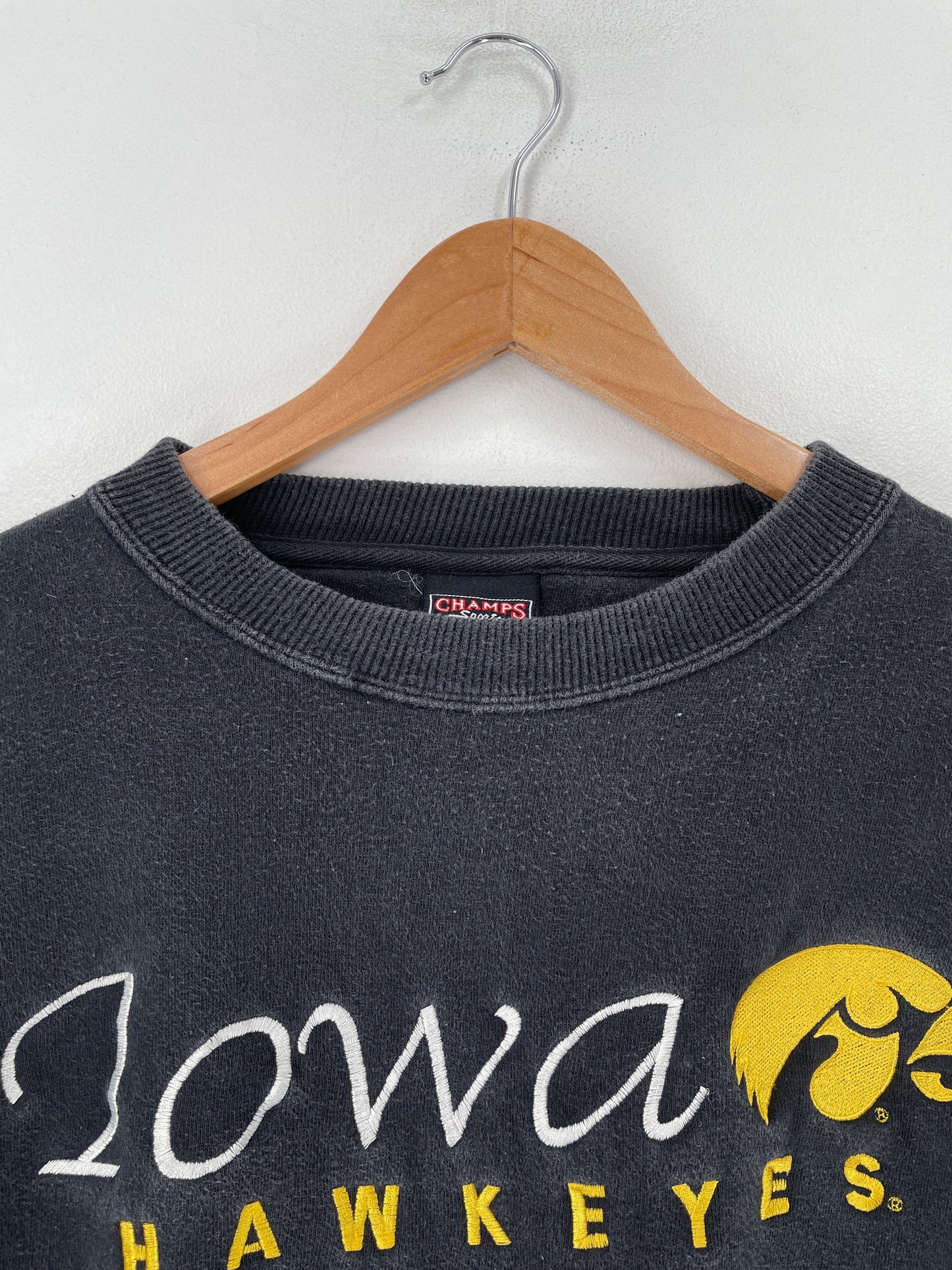 00’ IOWA HAWKEYES Size XXL College Sweat-Shirt / F4841S