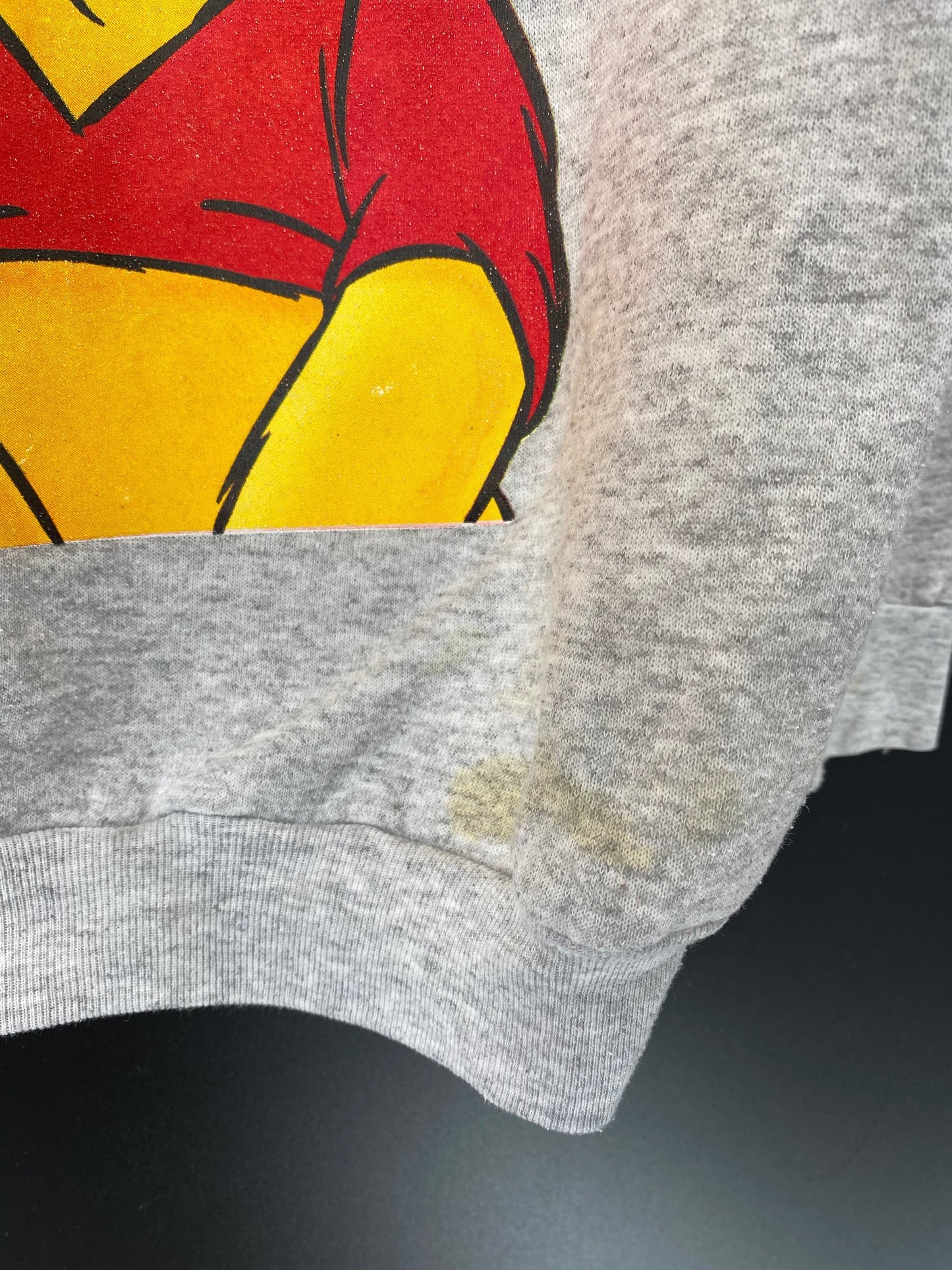 00’ DISNEY WINNIE THE POOH TIGGER Made in USA Size XL Vintage Sweat-shirt / E8256S