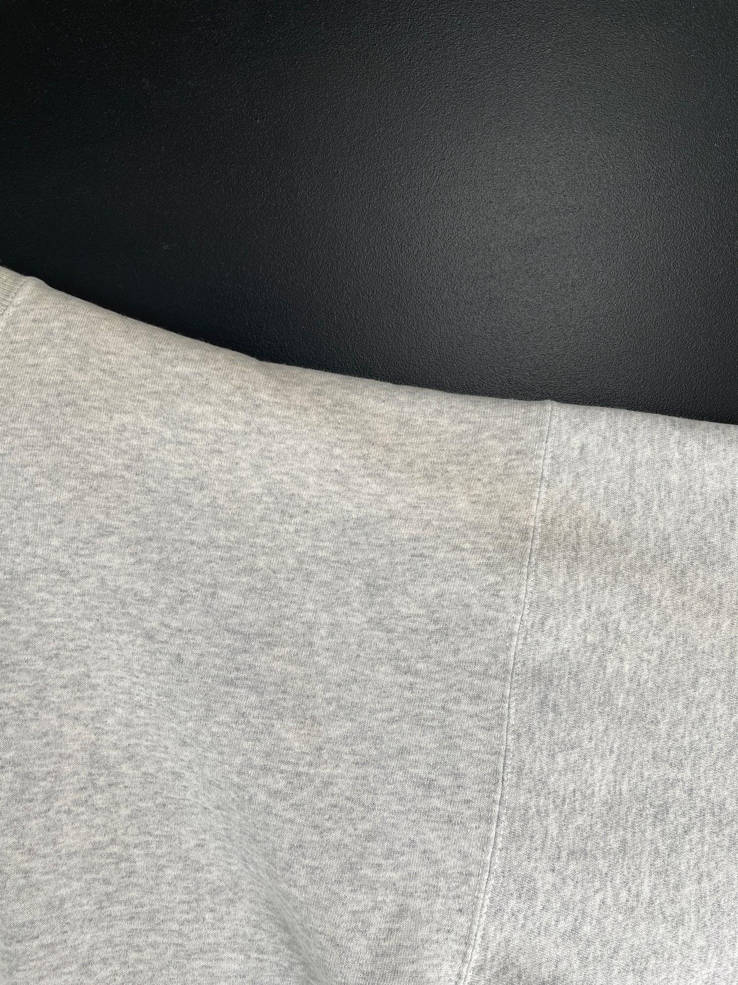 00’ DISNEY TIGGER Made in USA Size XXL Vintage Sweat Shirt / F4634S