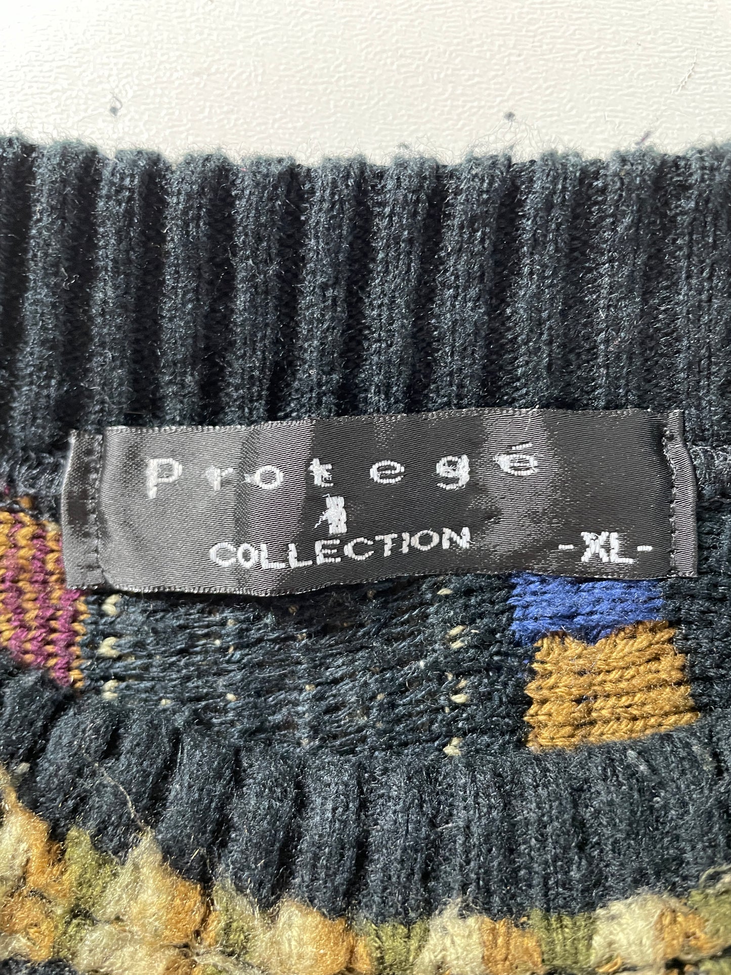 Vintage 3D COOGI-STYLE Made in USA Size XL Acrylic Knit Sweater / F2873K