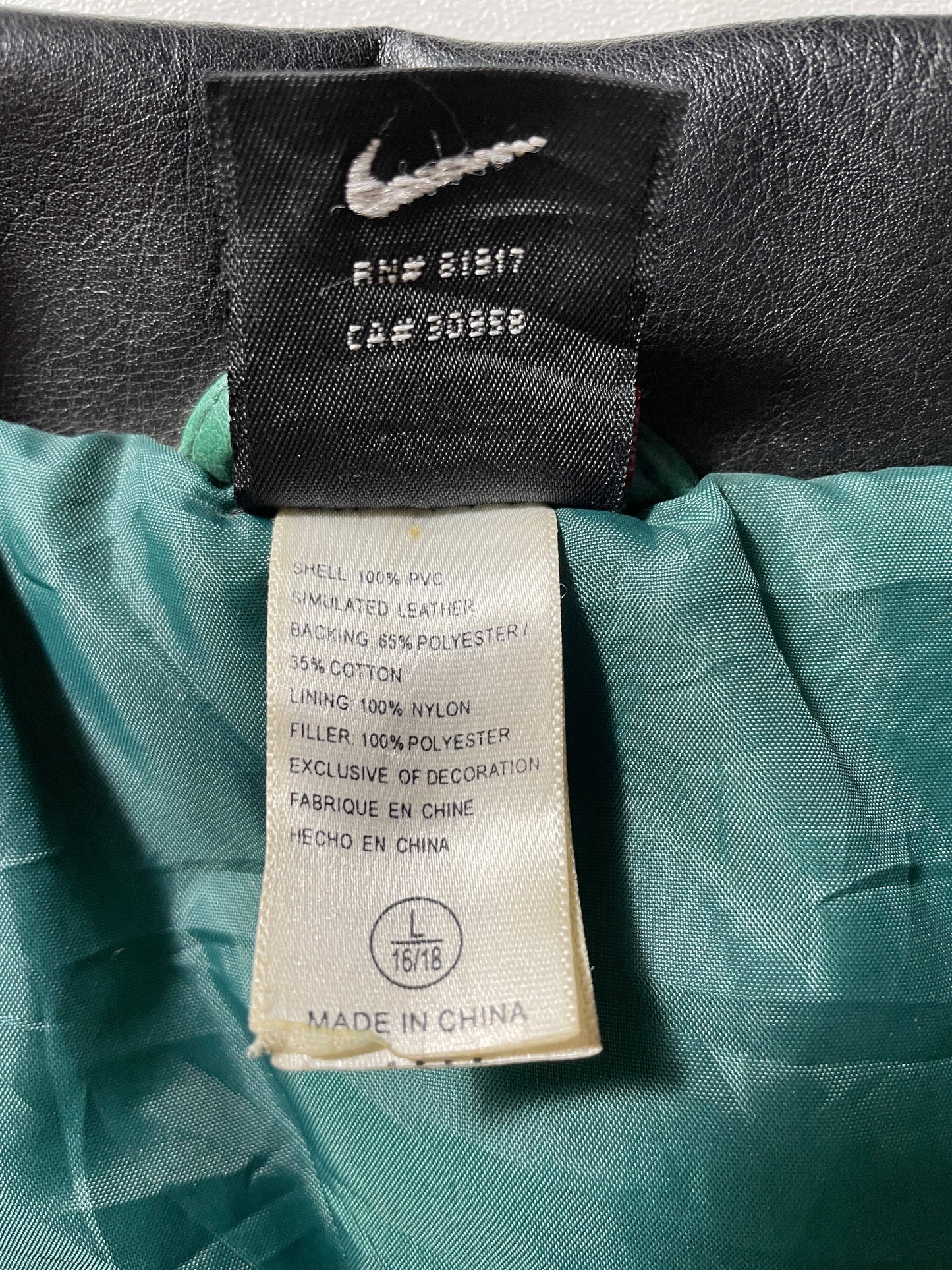 00' NIKE x BOSTON CELTICS  Size L Vintage NBA Faux Leather Jacket / F5584J