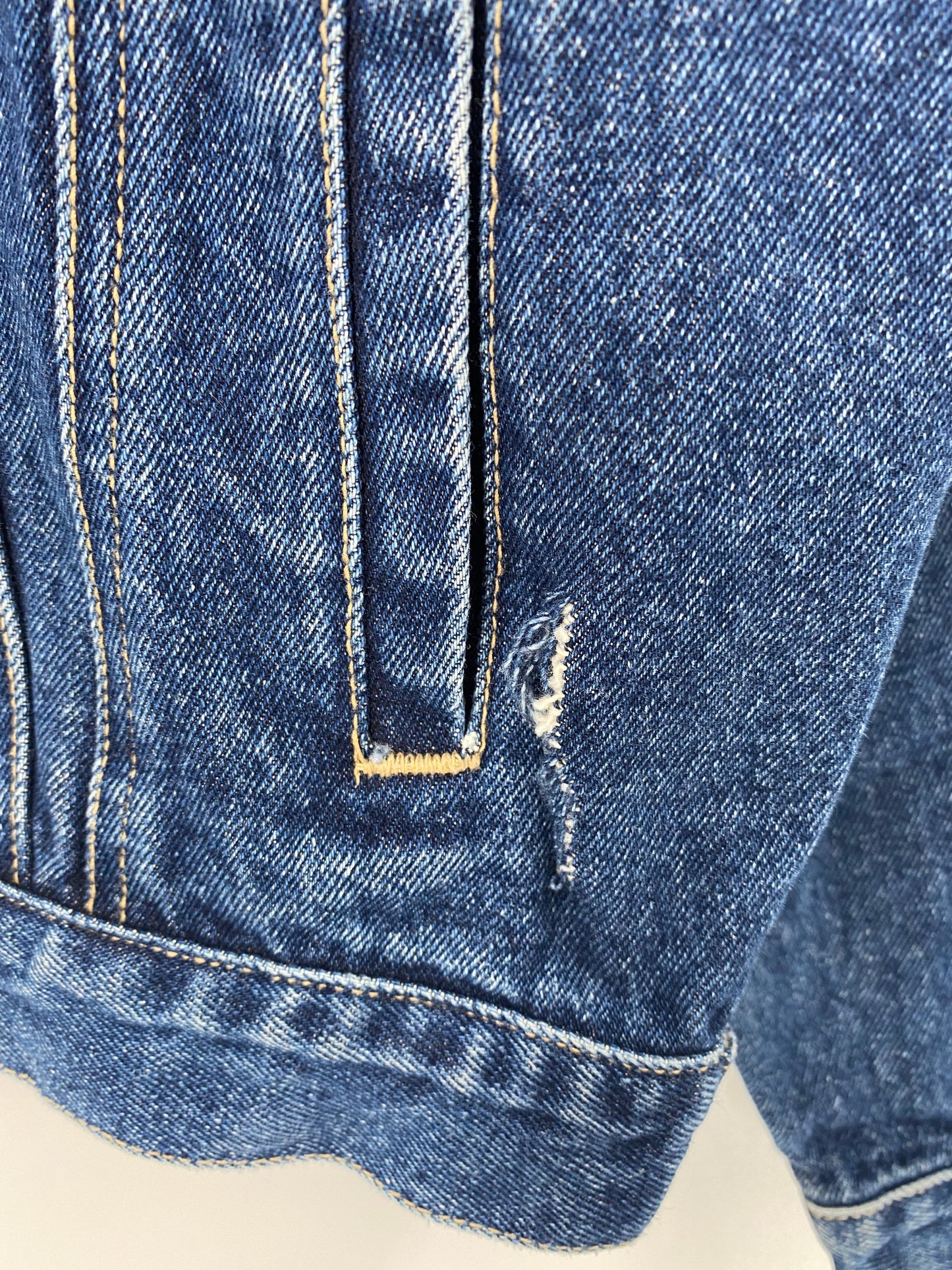 2000 LOONEY TUNES Size S Vintage Denim Jacket / F5921J