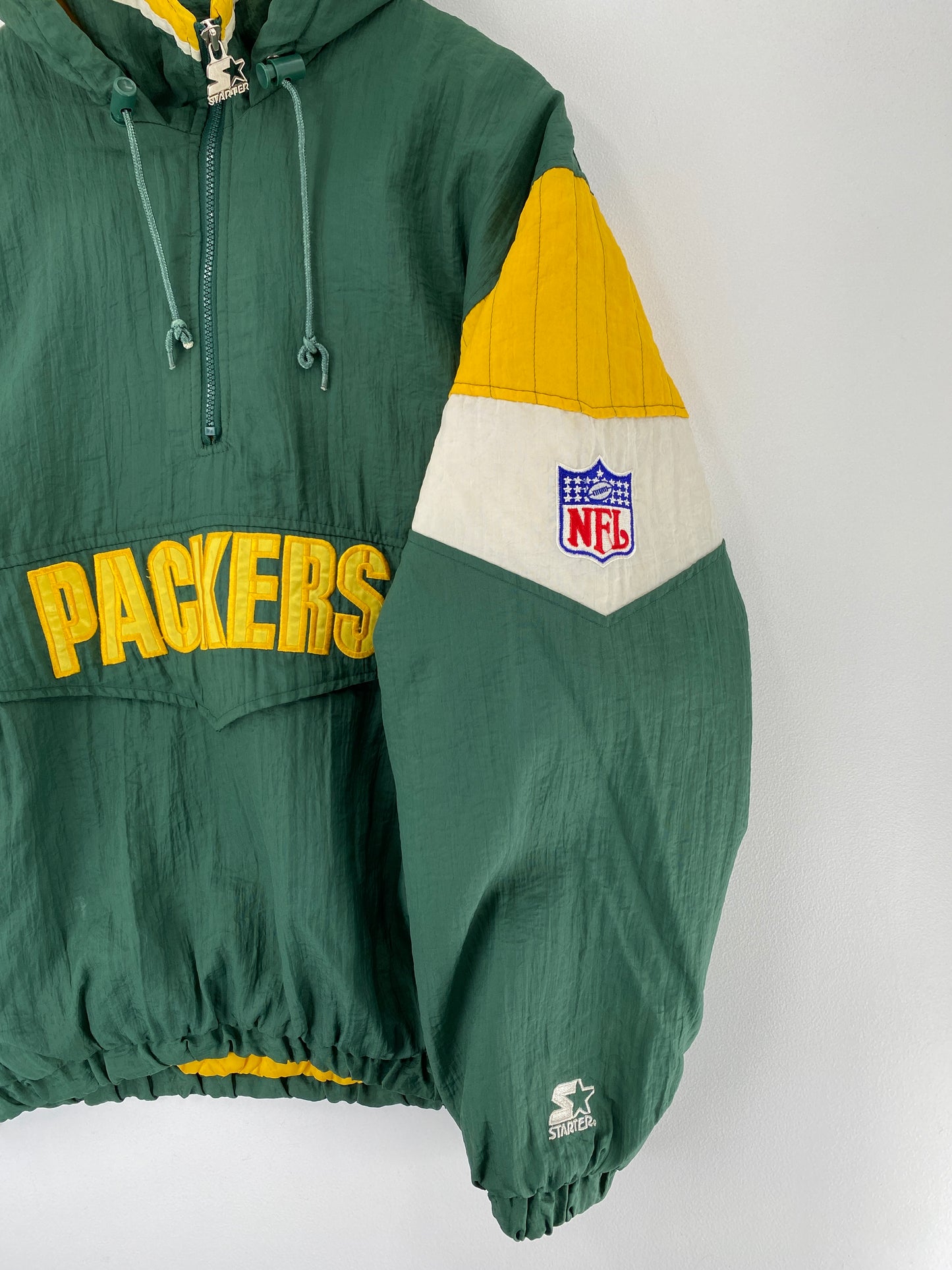 90’s STARTER x GREEN BAY PACKERS Size L Vintage Half-zipPadded Nylon Jacket / F5028N
