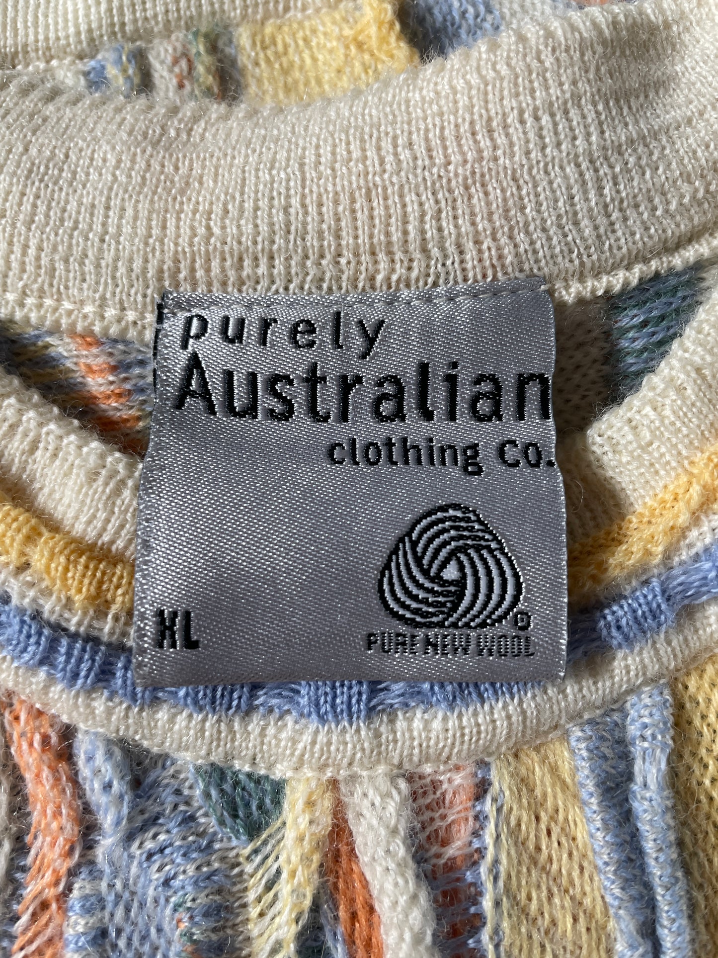 Vintage COOGI Style Size XL Wool Knit Sweater / F3763K