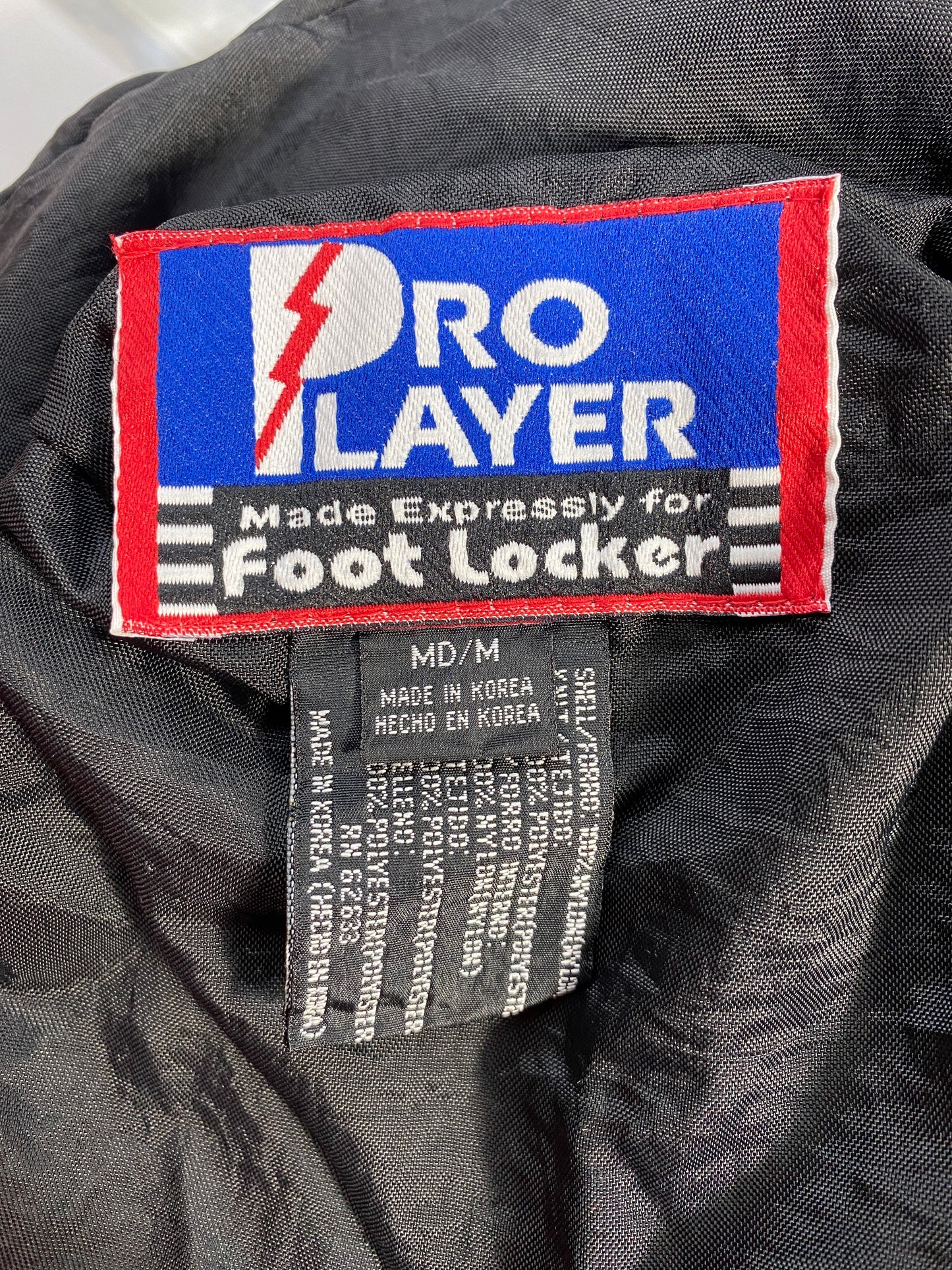 90’s PRO PLAYER x MINNESOTA VIKINGS Size M NFL Padded Reversible Nylon Jacket / F6059N