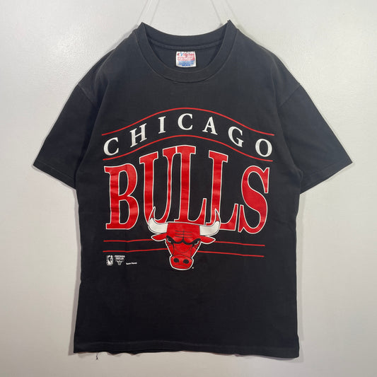 (M) 90’s CHICAGO BULLS NBA T-shirt / A0982