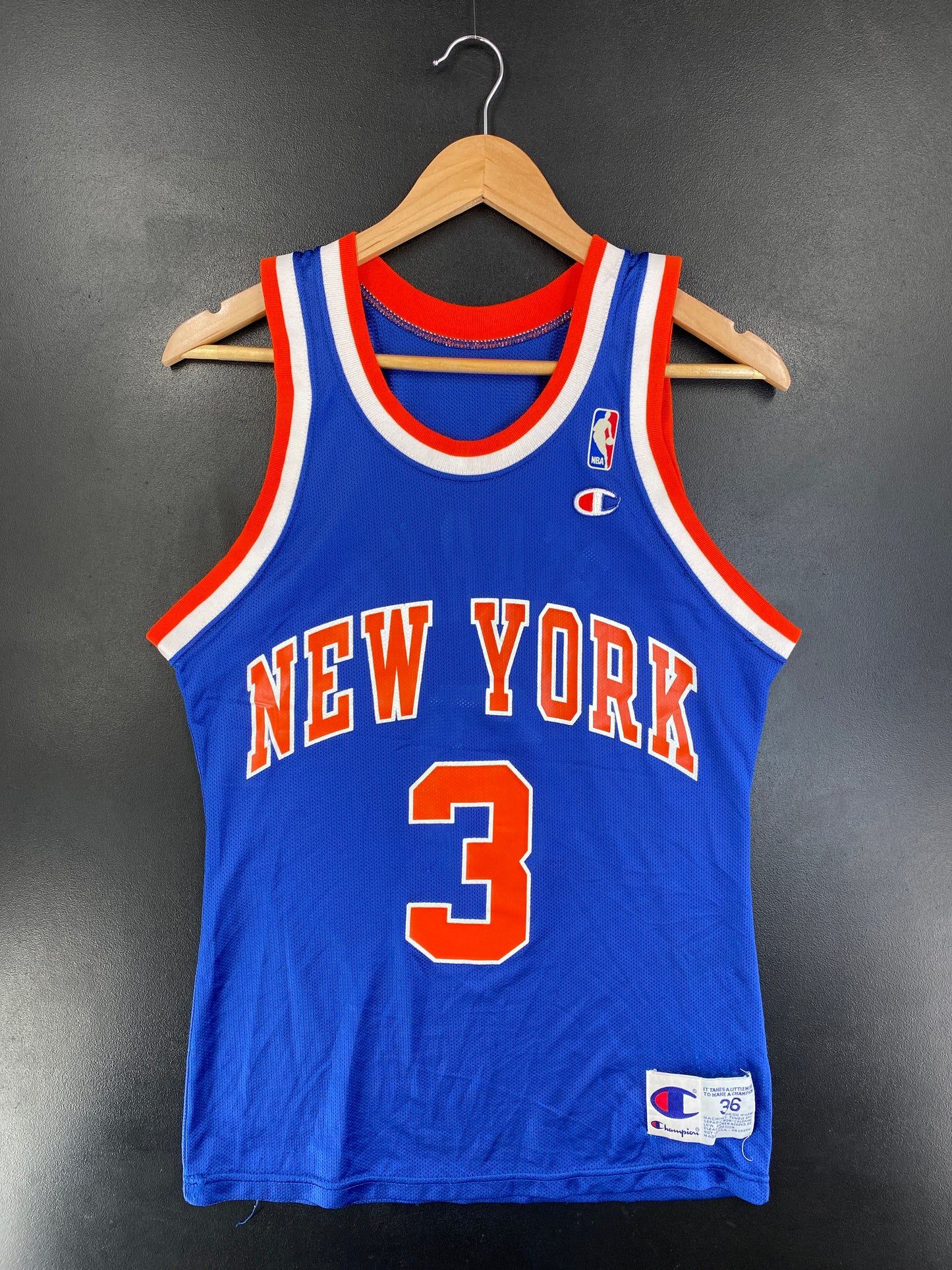 90's CHAMPION x NEW YORK KNICKS STARKS Made in USA Size S (36) Vintage NBA Jersey / G2095J