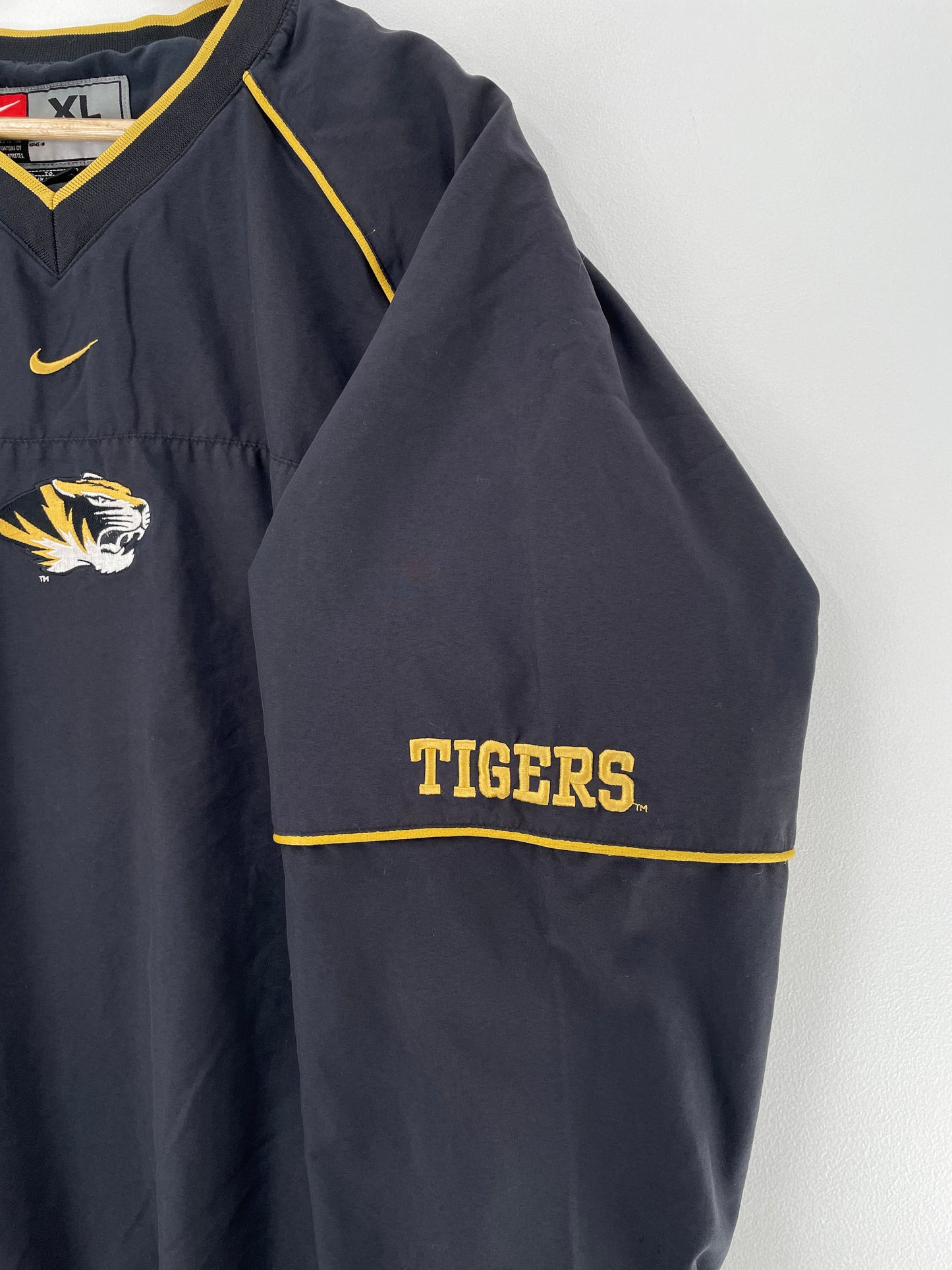 00’ NIKE x MISSOURI TIGERS Size XL Vintage College Nylon Jacket / F7710N