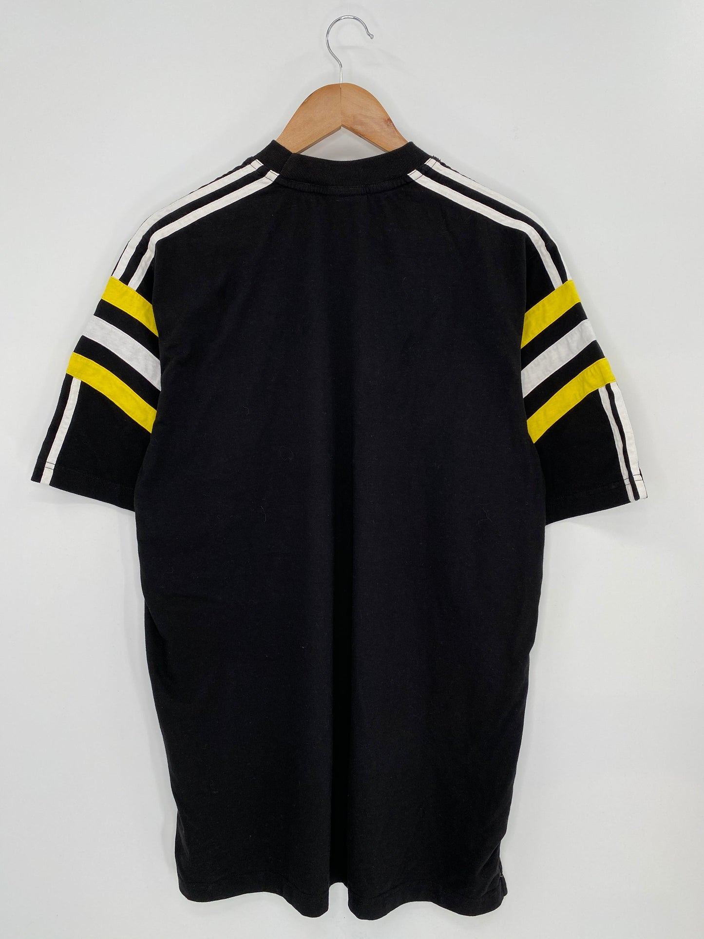 00’ ADIDAS Size L Vintage T-shirt / F29T