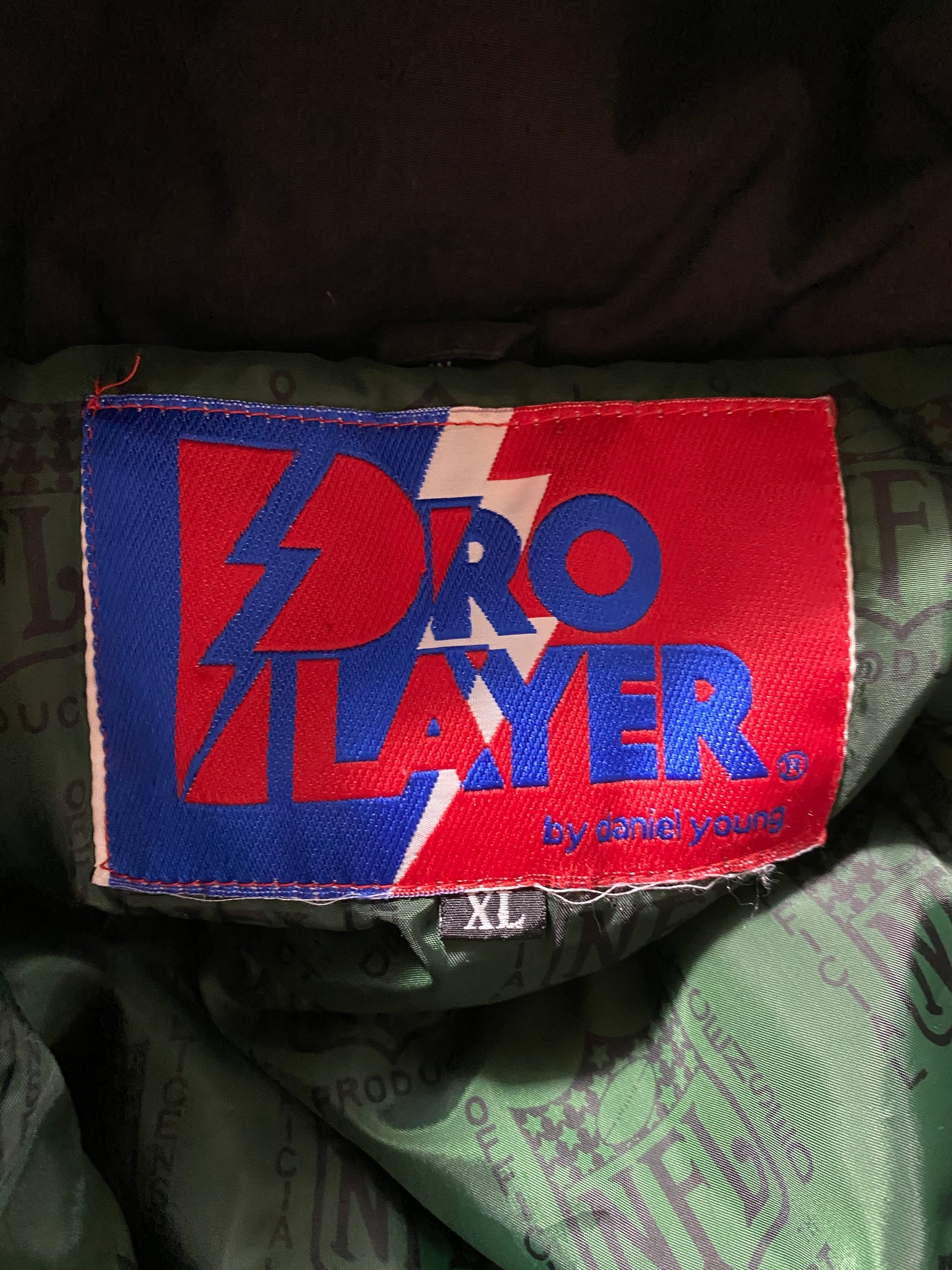 90’s PRO PLAYER x GREEN BAY PACKERS Size XL NFL Padded Jacket / G4990N