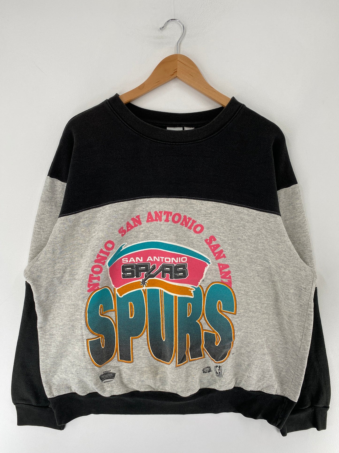 90’s SAN ANTONIO SPURS Size Approx.XL NBA Sweat-shirt / G526S
