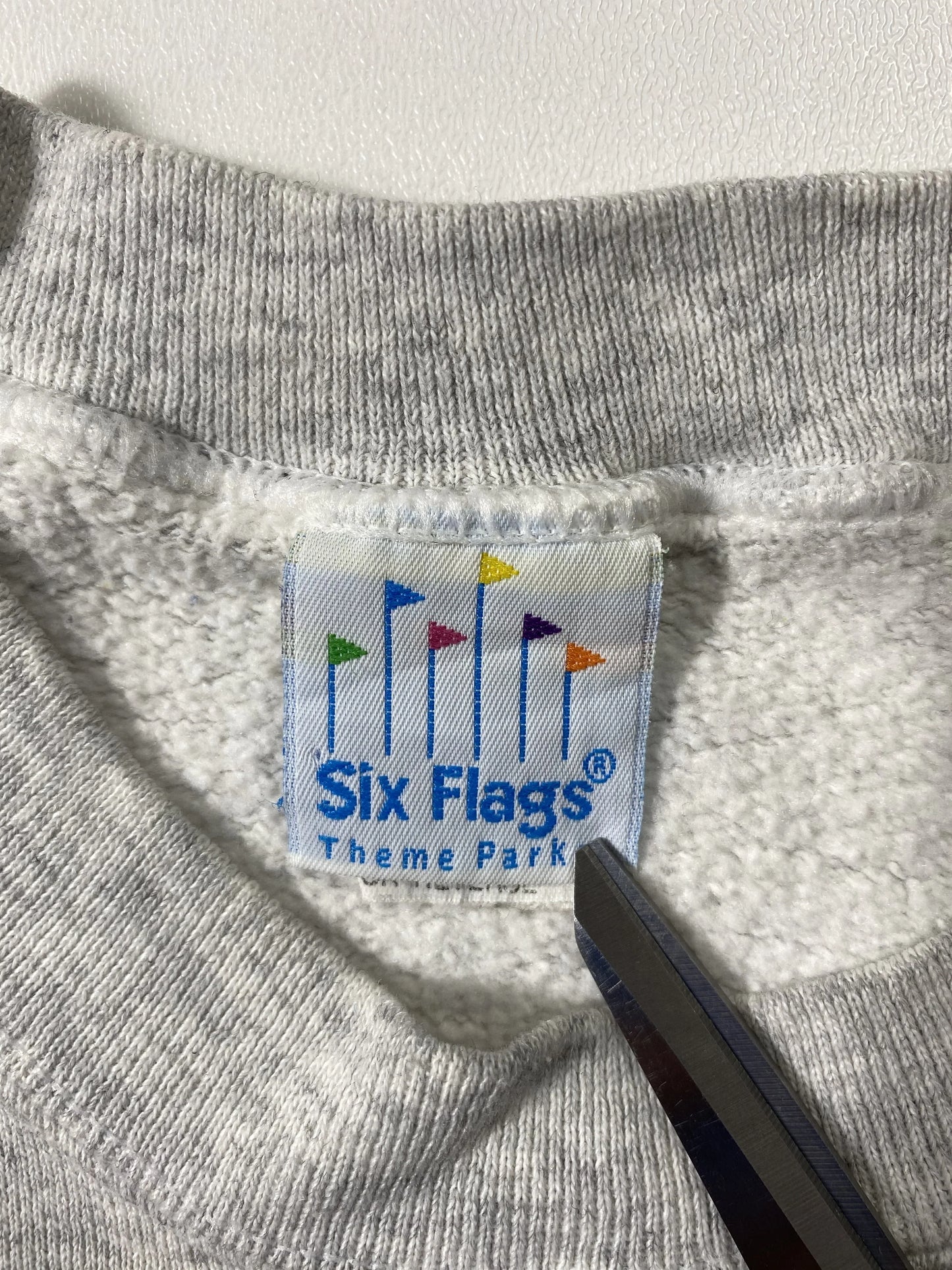 1995 SIX FLAGS X LOONEY TUNES Made in USA Size XL Vintage Sweat-shirt / F3057S
