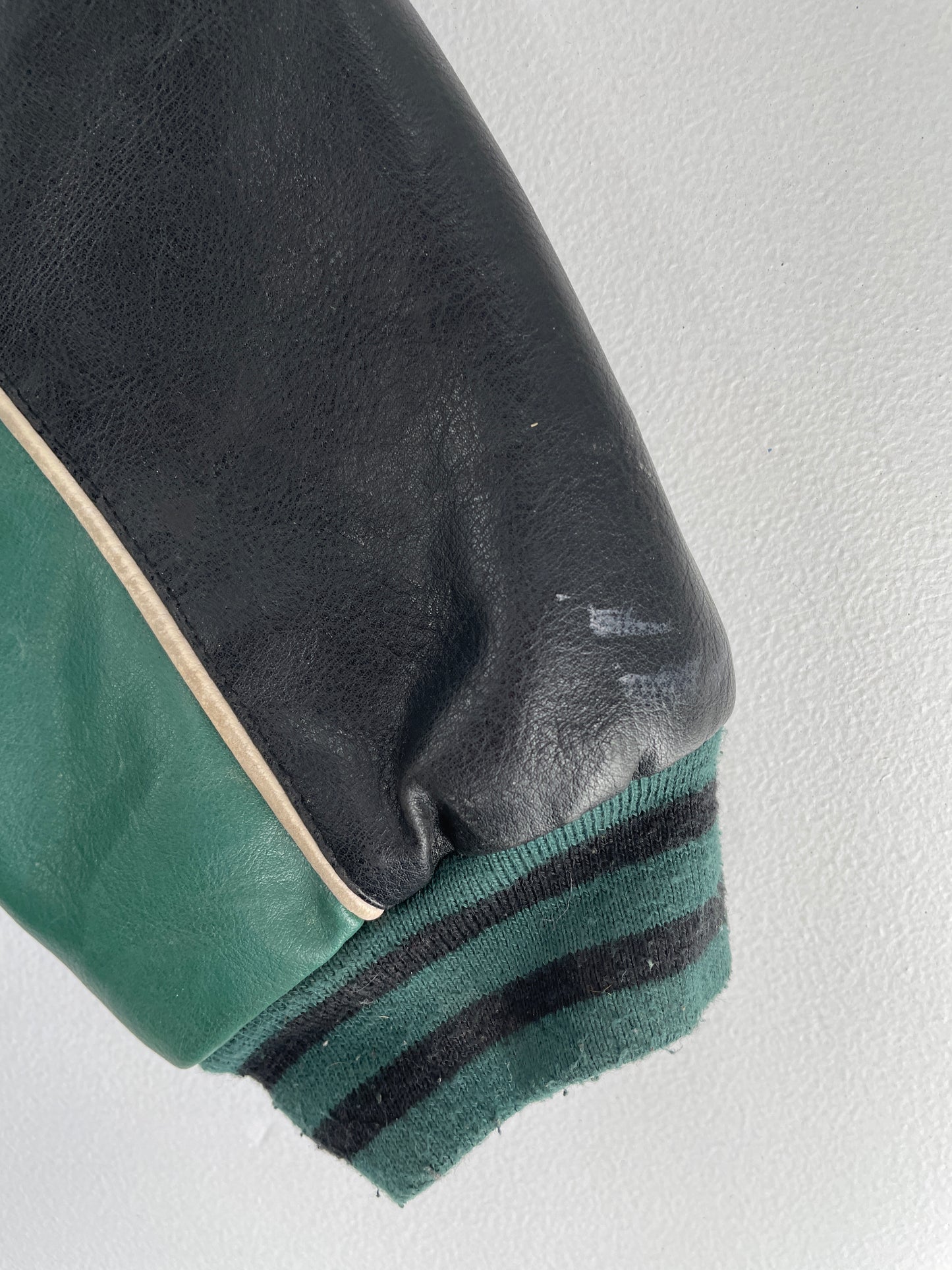 00' NIKE x BOSTON CELTICS  Size L Vintage NBA Faux Leather Jacket / F5584J