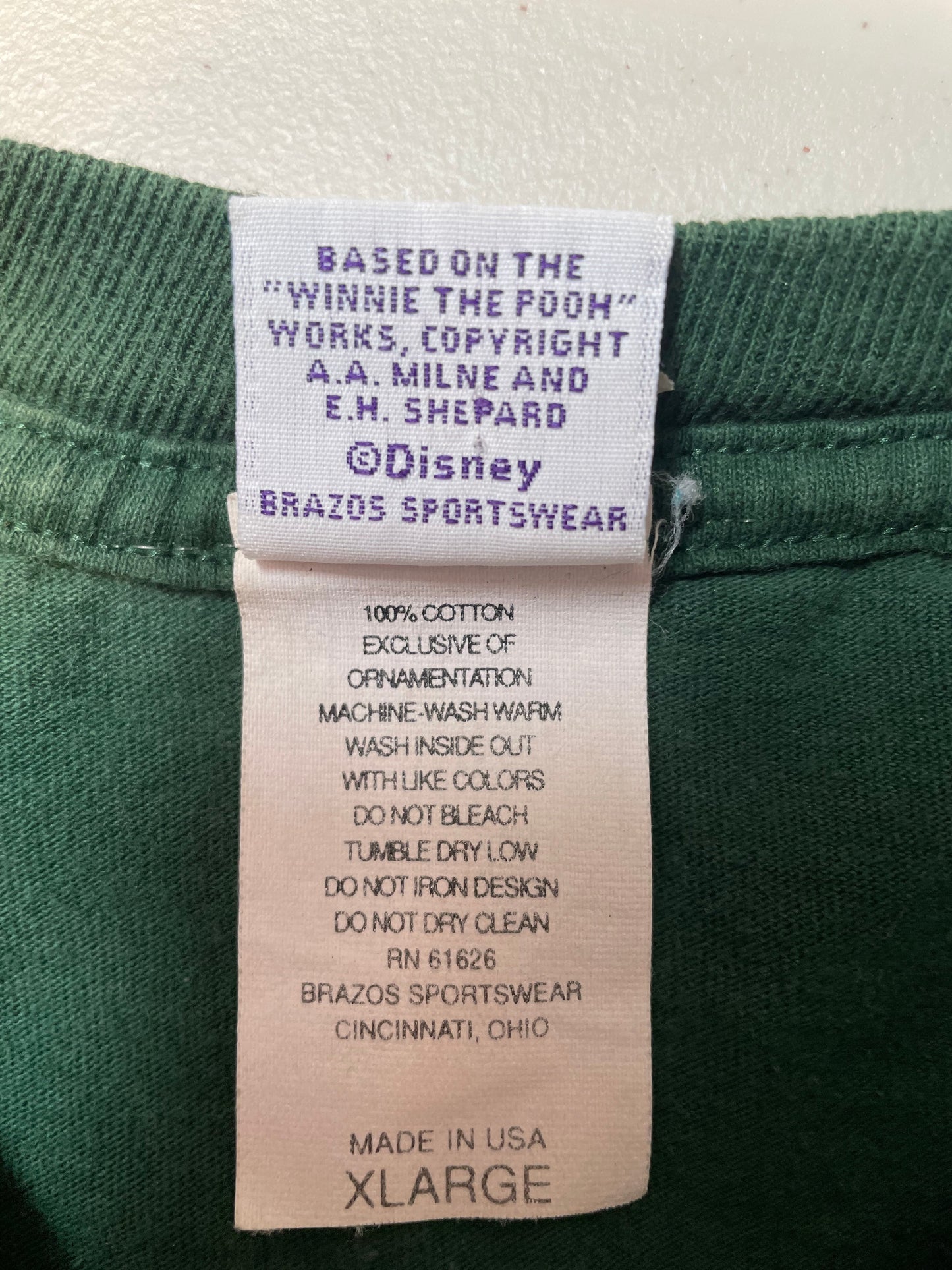 00’ DISNEY TIGGER Made in USA Size XL Vintage T-Shirt / E8000T