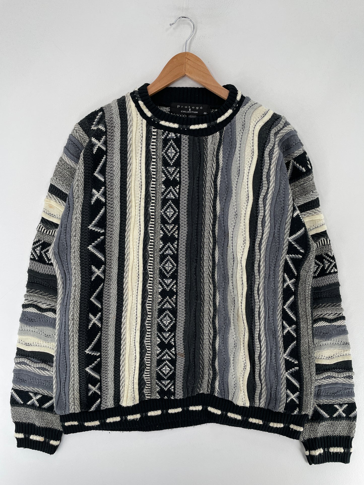 Vintage COOGI Style Made in USA Size M Acrylic Knit Sweater / F2871K