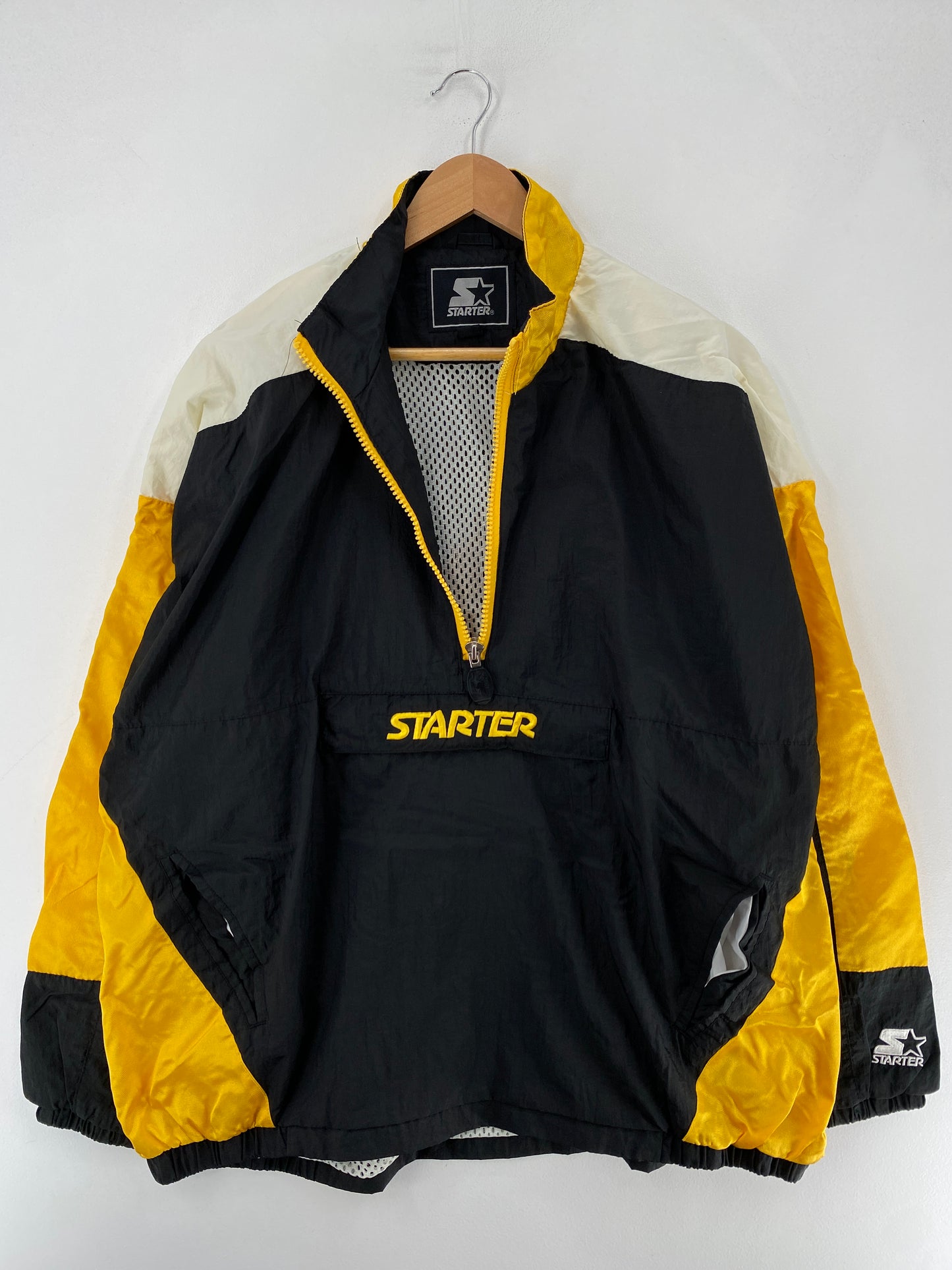 Vintage STARTER Size XL Vintage Nylon Jacket / F6232N