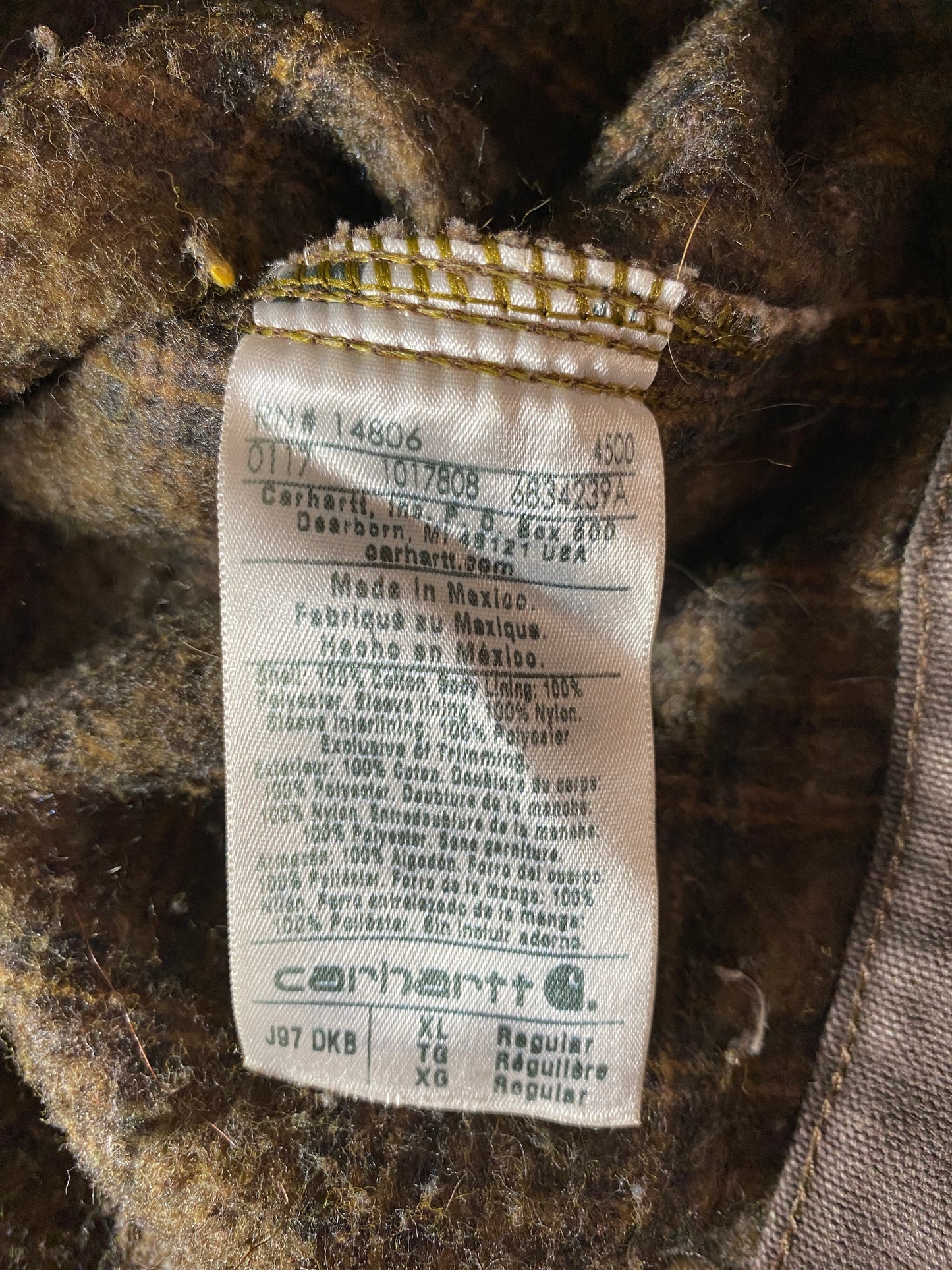 Vintage CARHARTT Size XL Duck Jacket / F6188J