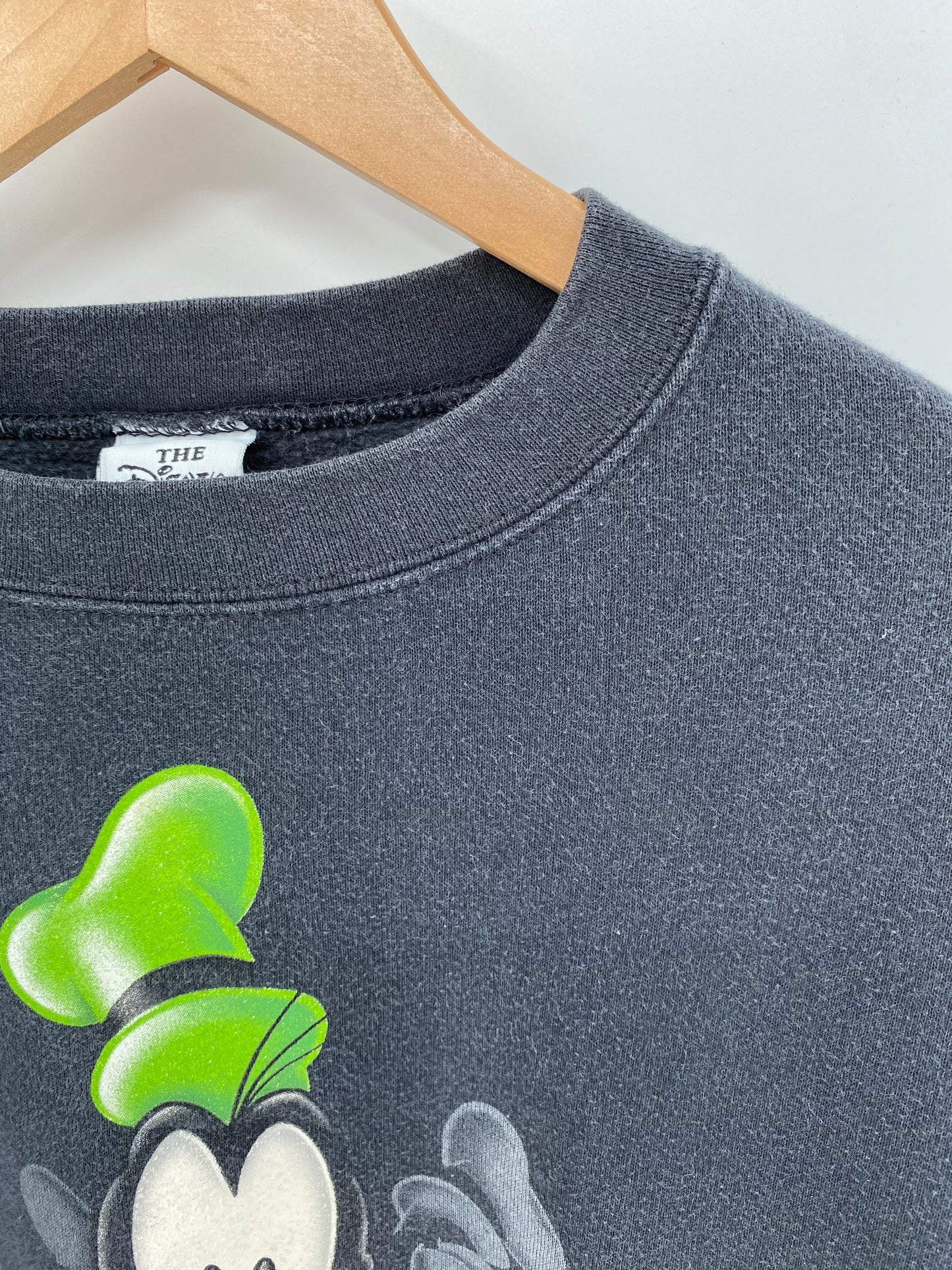 00' DISNEY GOOFY Made in USA Size L Vintage Sweat-shirt / E6865S