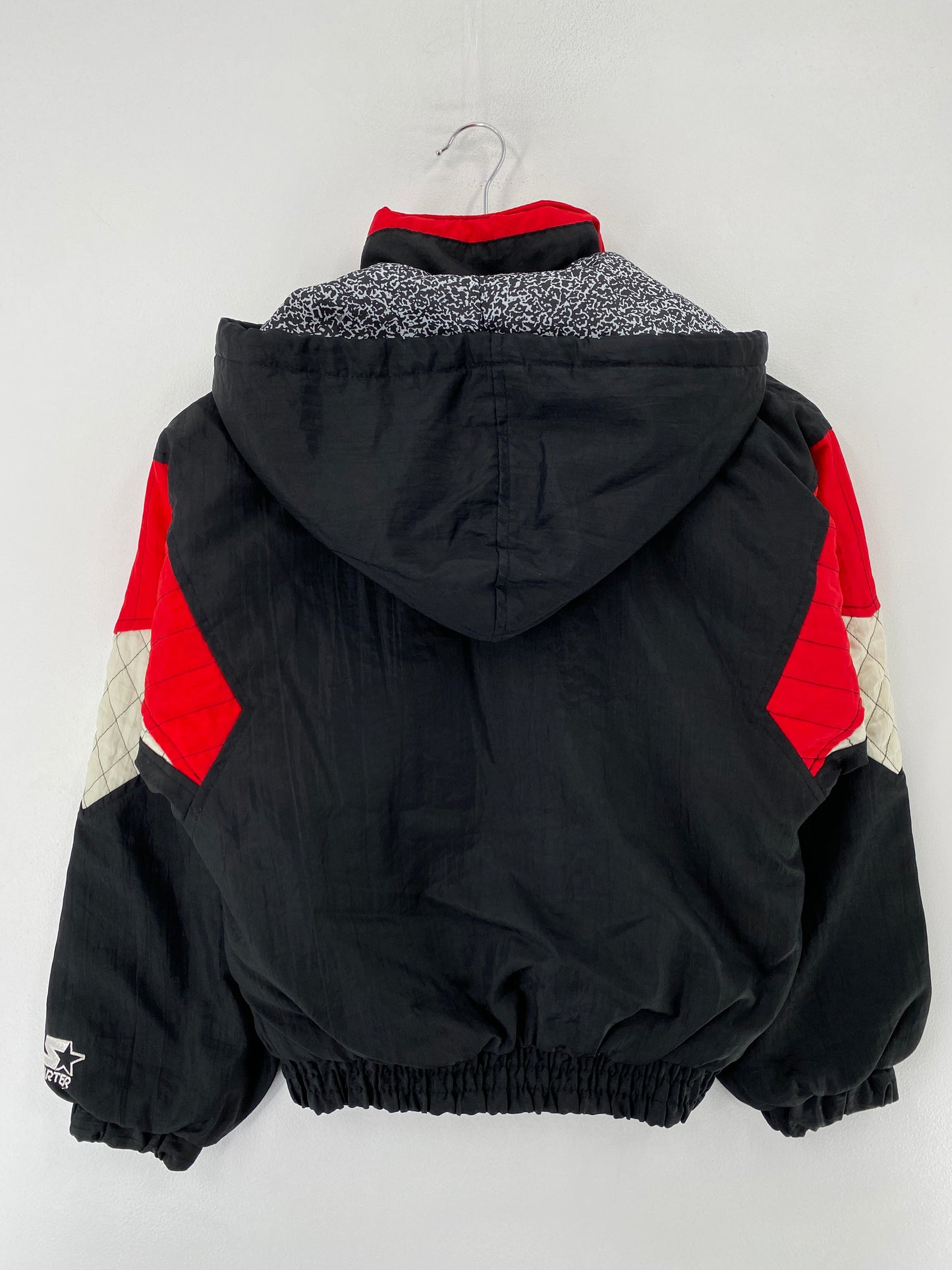 90's Kids STARTER x CHICAGO BULLS Size Boys Kids S NBA Padded Nylon Jacket / F8403N