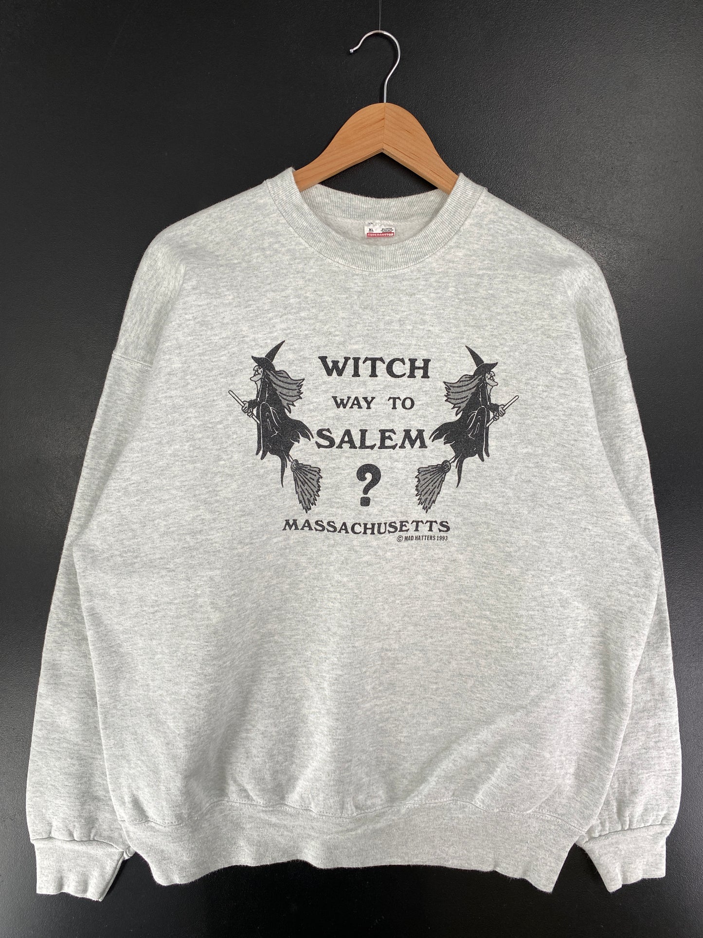 1993 WITCH WAY TO SALEM HALLOWEEN Size XL Vintage Sweat-shirt / G3966S