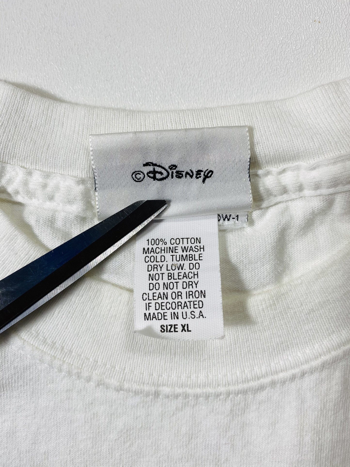 00’ DISNEY EPCOT Mickey Made in USA Size XL Vintage T-Shirt  / F946T