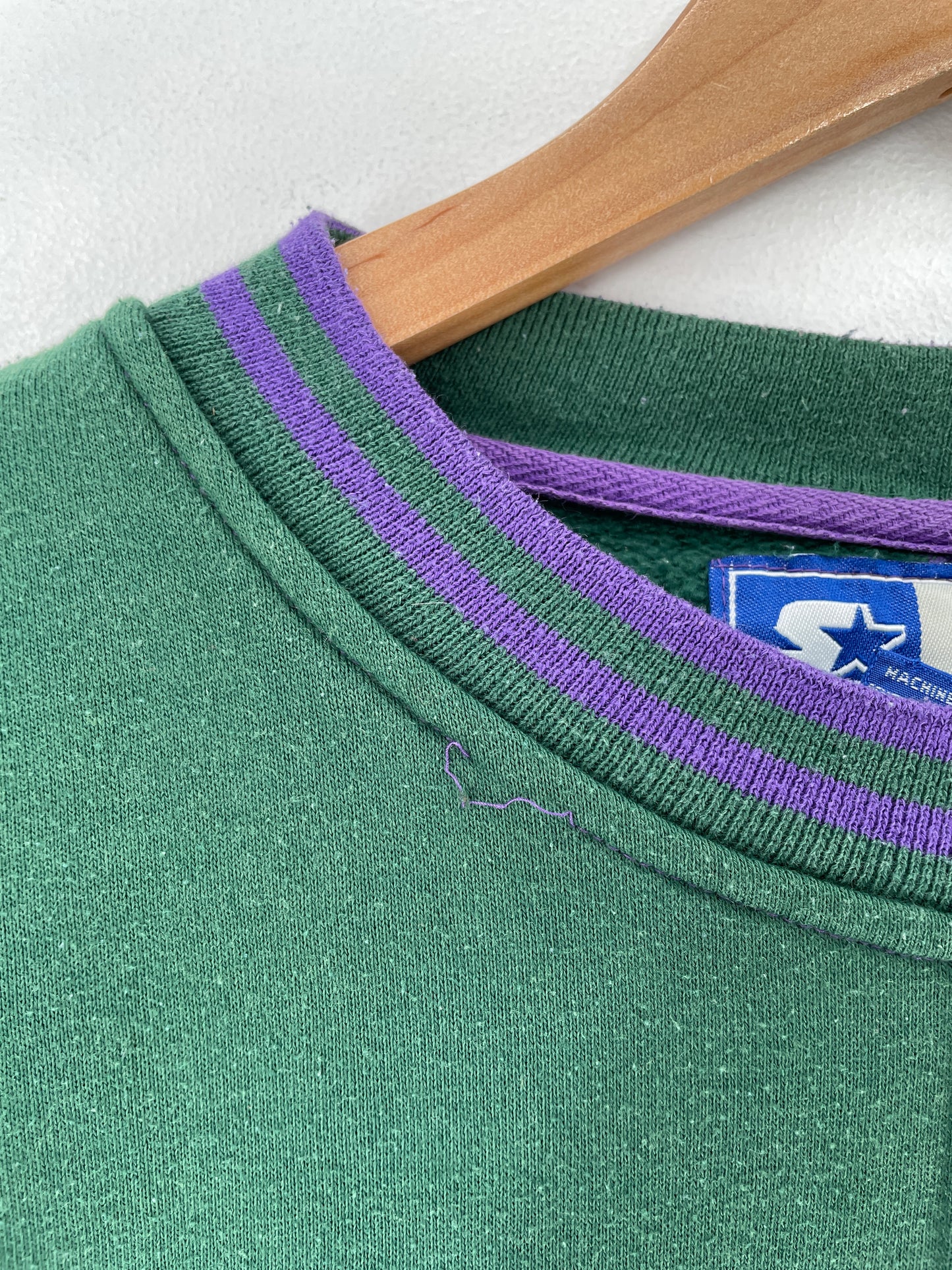 90’s STARTER x MILWAUKEE BUCKS Size L NBA Sweat-shirt / F4607S