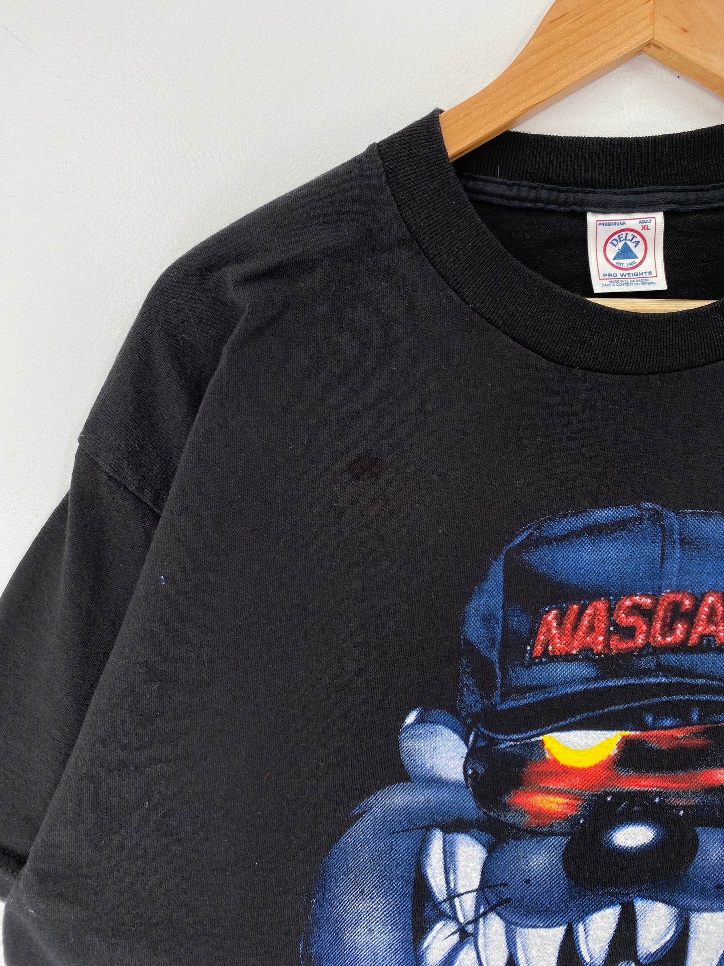 1999 NASCAR X LOONEY TUNES TAZ Size XL Vintage Racing T-Shirt / F1337T