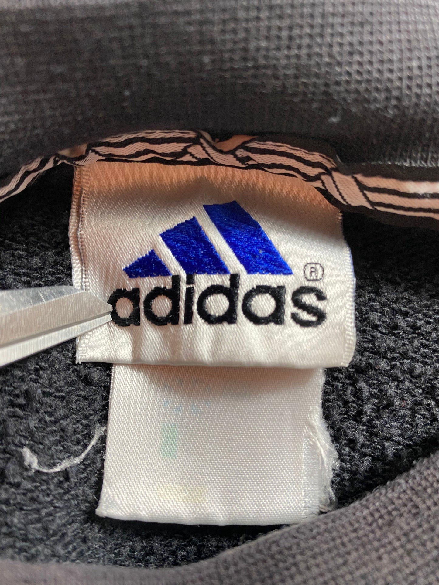 90’s ADIDAS Size Approx. L Vintage Sweat-shirt / F6190S