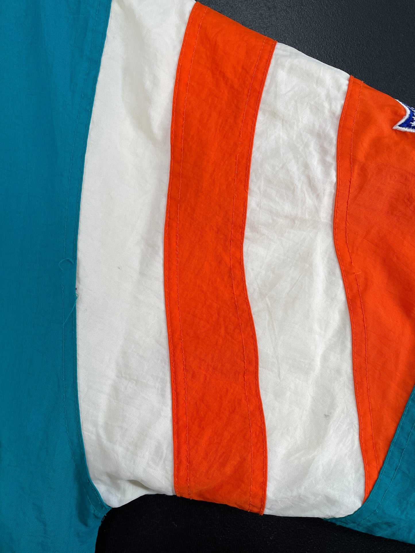 90’s STARTER x MIAMI DOLPHINS Size L NFL Padded Nylon Jacket / F6058N
