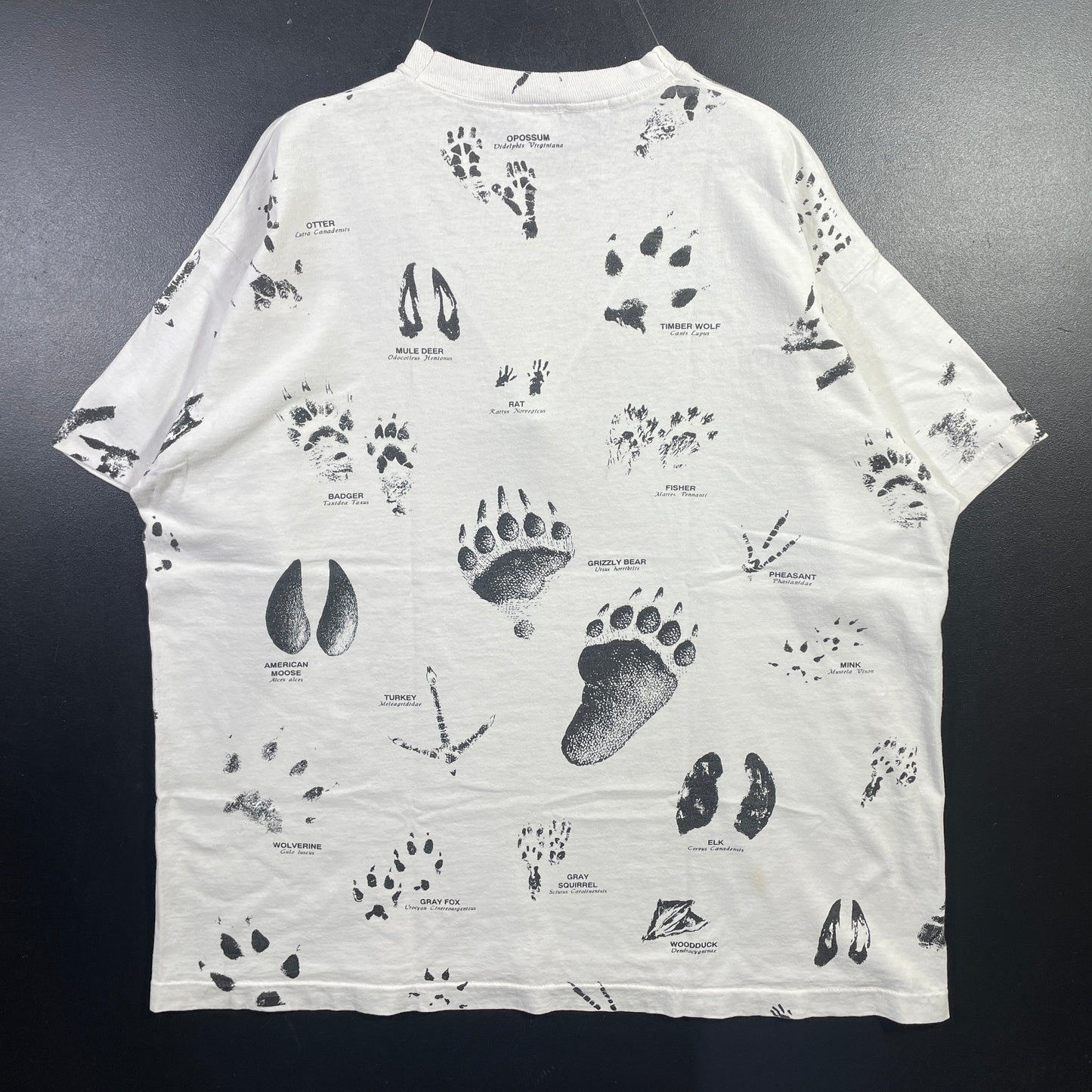 (XXL) 90's WYOMING ANIMAL FOOTPRINTS Vintage T-Shirt / A0814T