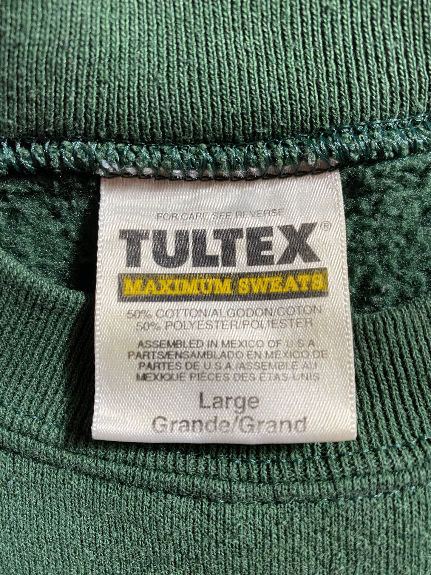 Vintage WILDERNESS ANGLER OUTFITTERS BASS Size L Animal Sweat-Shirt / G5789S