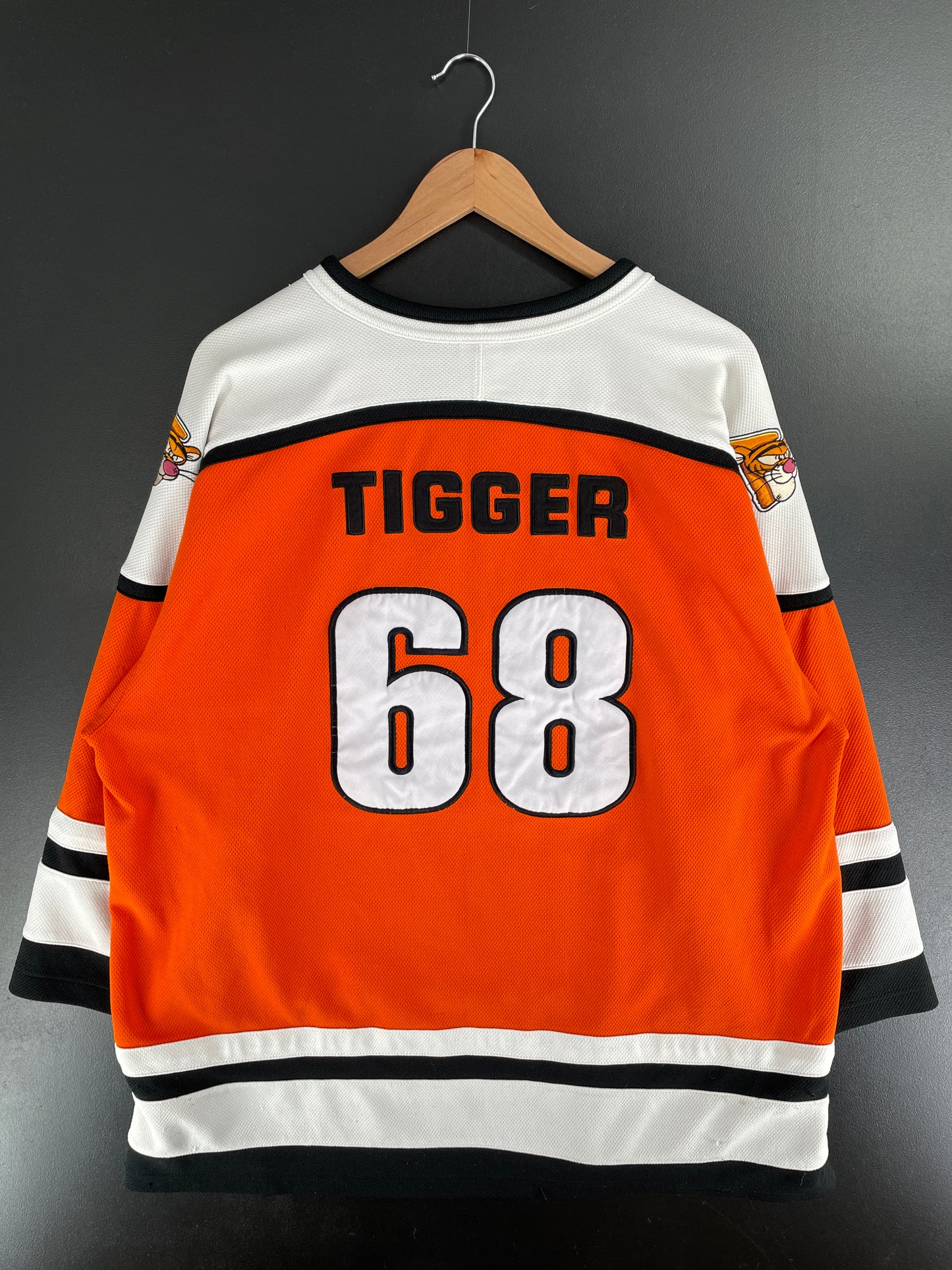 Vintage DISNEY TIGGER Size XL Jersey / F7348J