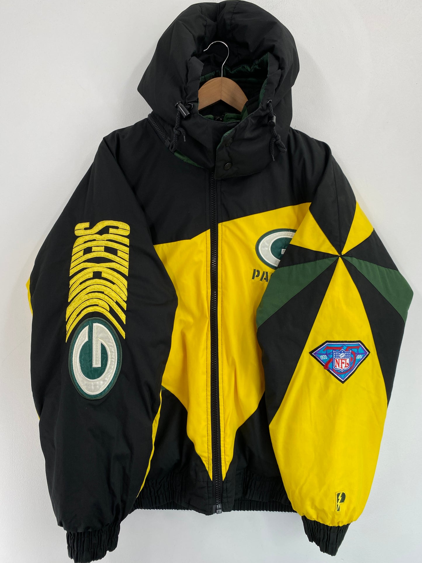 90’s PRO PLAYER x GREEN BAY PACKERS Size XL NFL Padded Jacket / G4990N