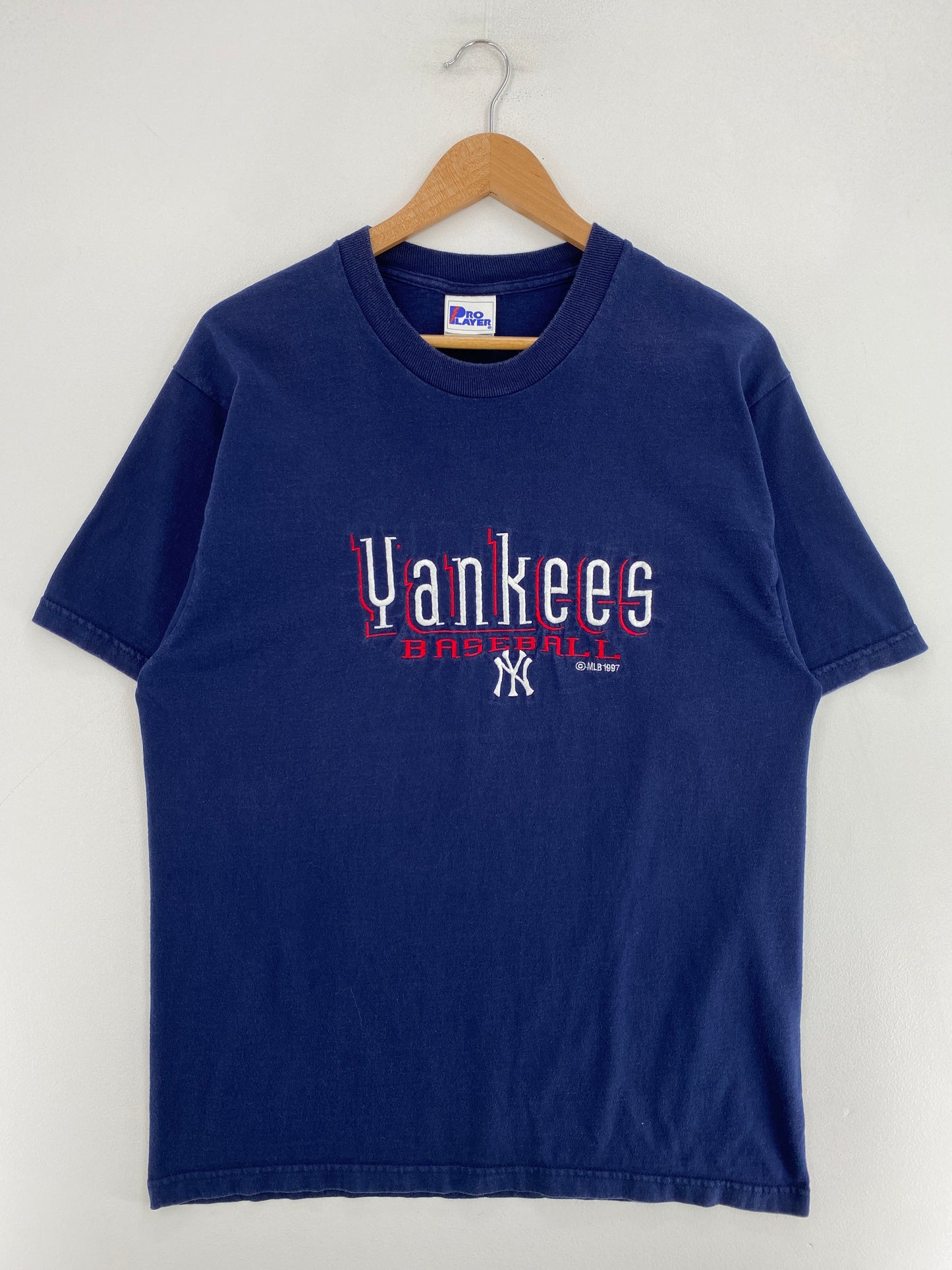 1997 PRO PLAYER x NEW YORK YANKEES Made in USA Size L Vintage T-shirt / G1920T