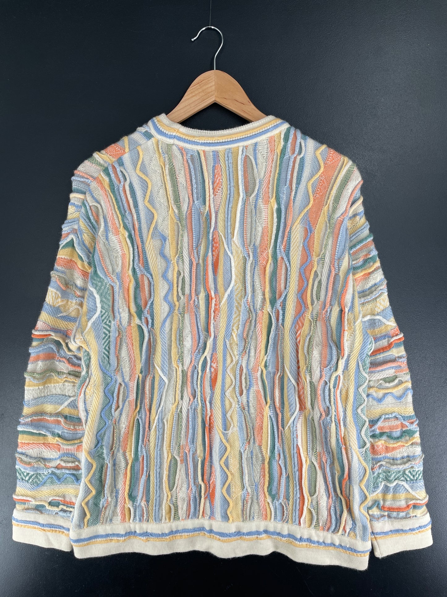 Vintage COOGI Style Size XL Wool Knit Sweater / F3763K