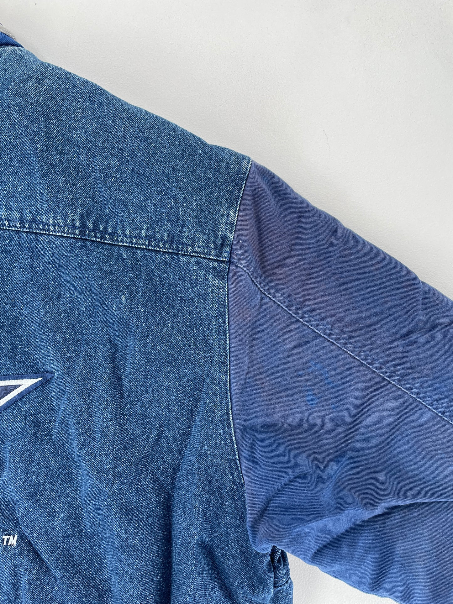 90’s STARTER x DALLAS COWBOYS Size XL Vintage NFL Denim Jacket / F5928J