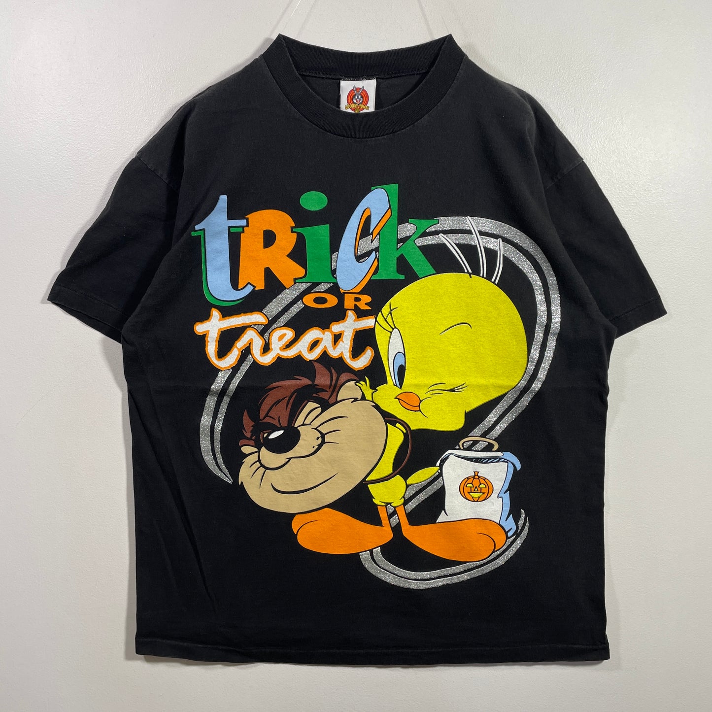 (XL) 1998 LOONEY TUNES TWEETY AND TAZ Vintage Halloween T-Shirt / G1086T
