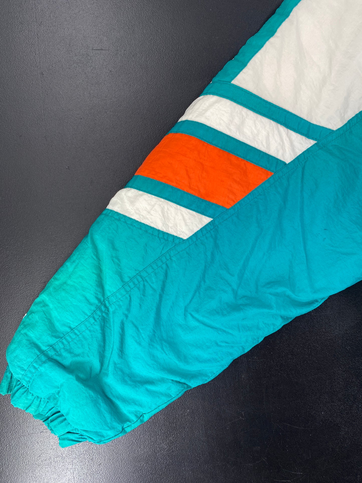 .90’s STARTER x MIAMI DOLPHINS Size M NFL Padded Nylon Jacket / F3166N