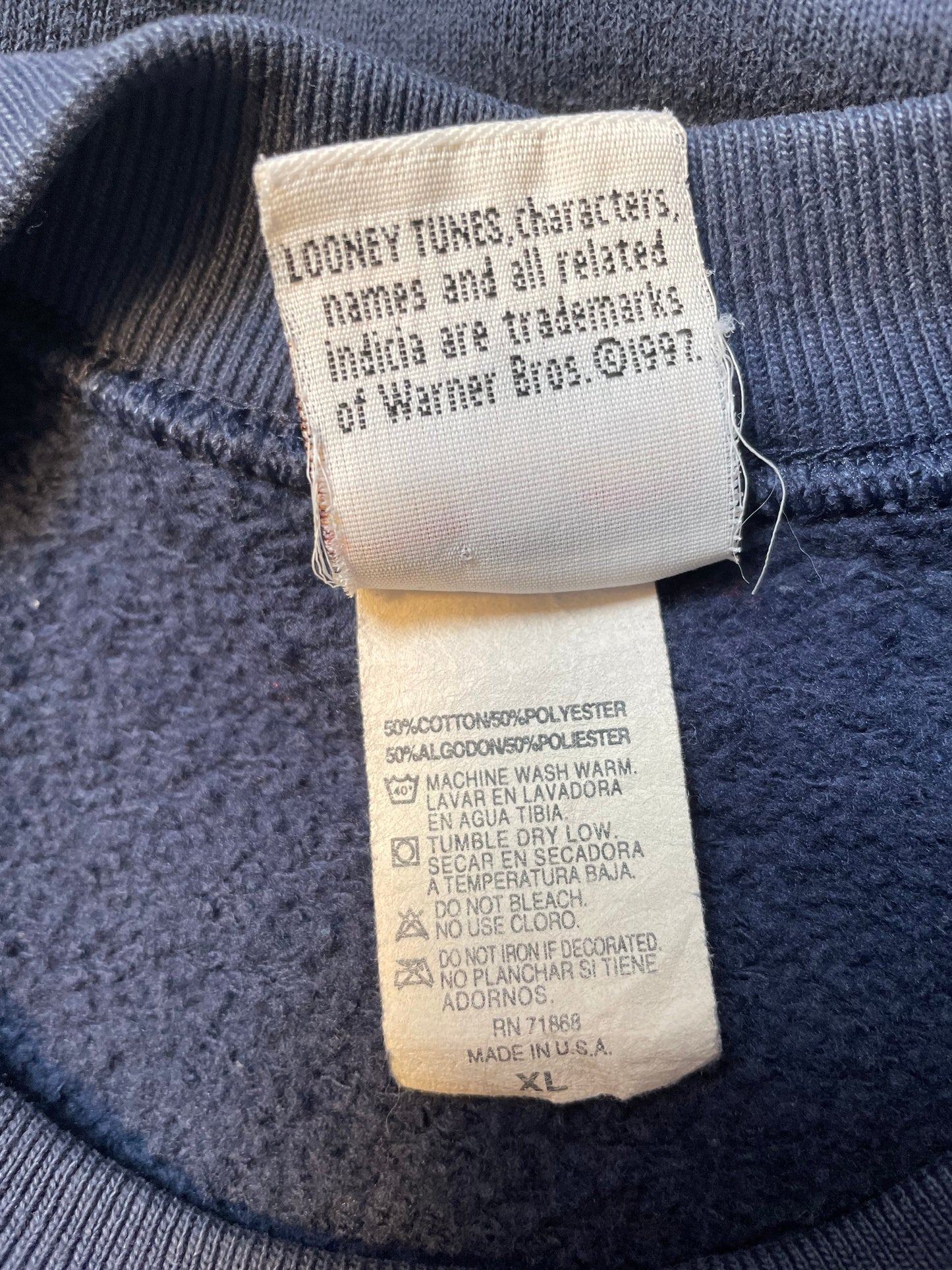 1997 LOONEY TUNES TWEETY Made in USA Size XL Vintage Sweat-shirt / F3561S