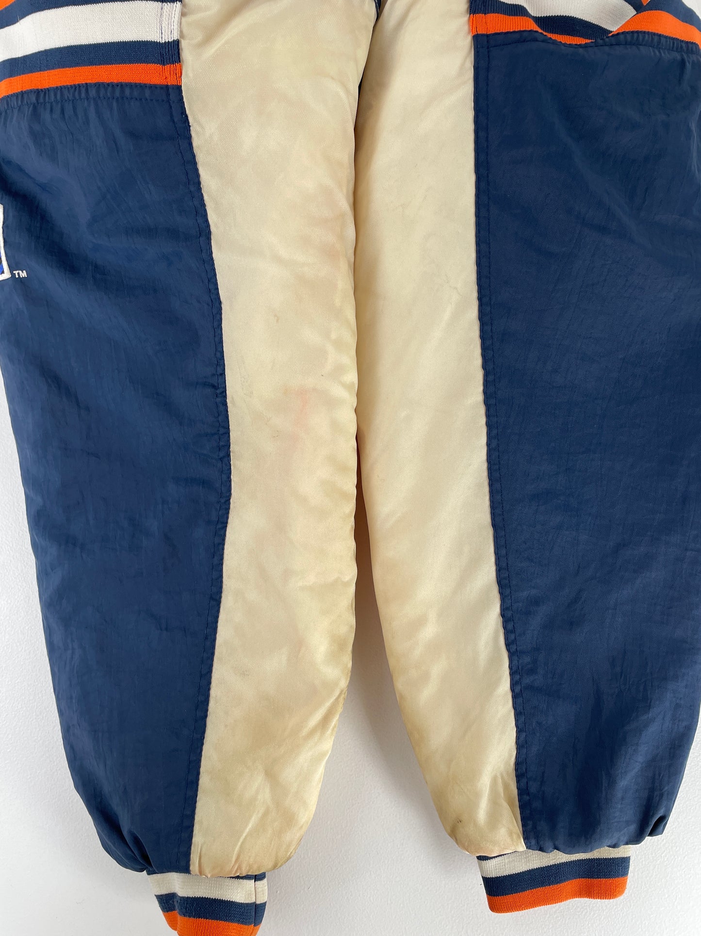 90’s CHICAGO BEARS Size L NFL Padded Nylon Jacket / F3466N