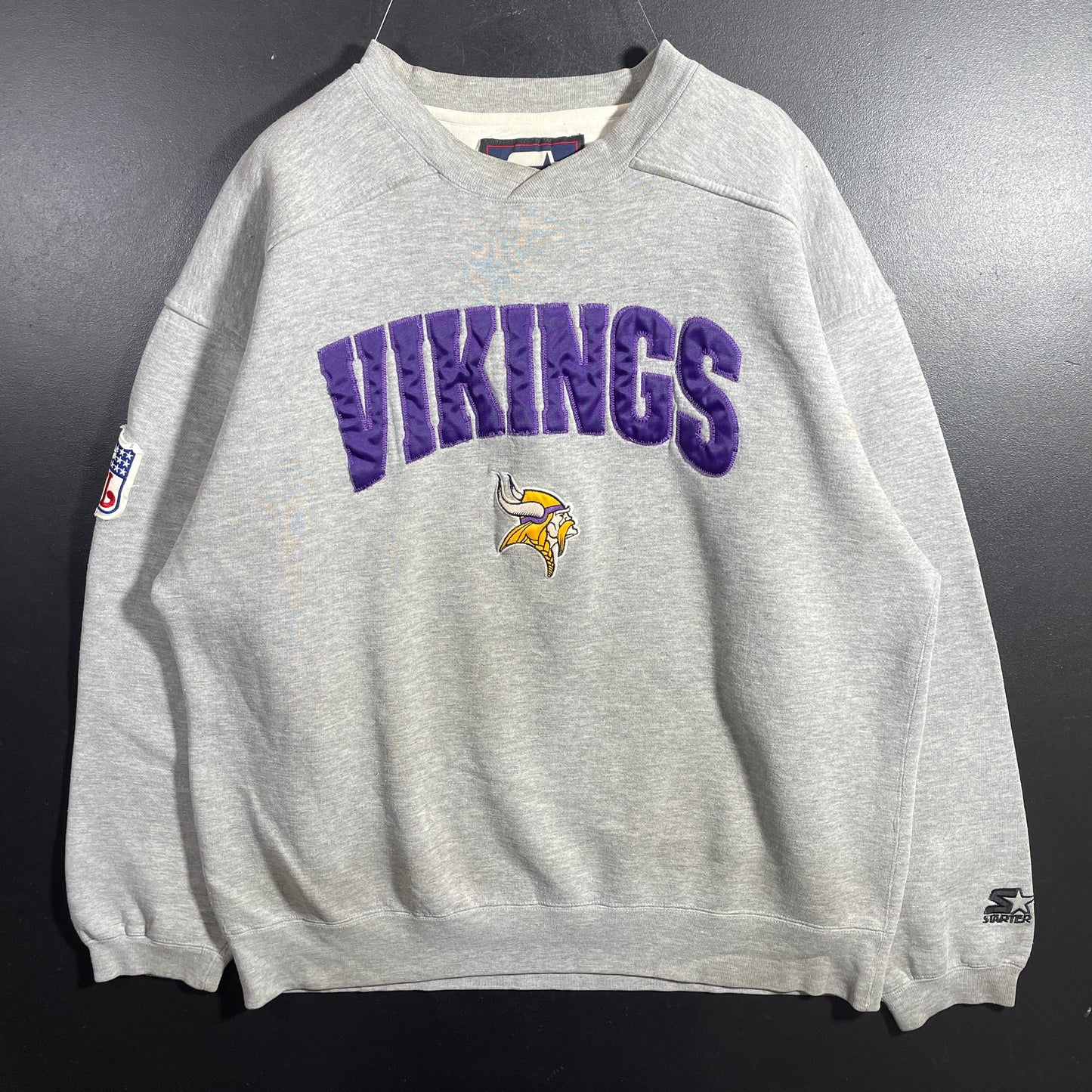 (L) 90's STARTER x MINNESOTA VIKINGS Vintage NFL Sweatshirt / A1176S