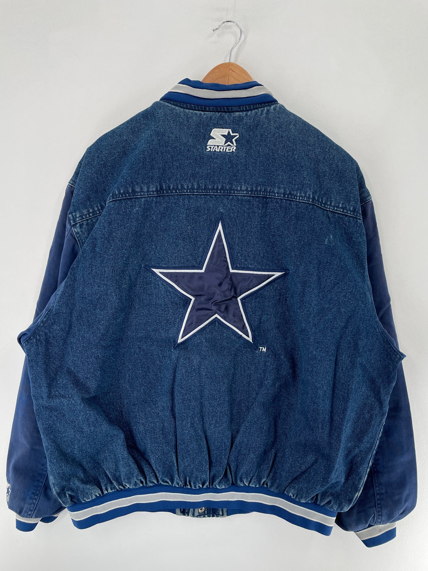 90’s STARTER x DALLAS COWBOYS Size XL Vintage NFL Denim Jacket / F5928J