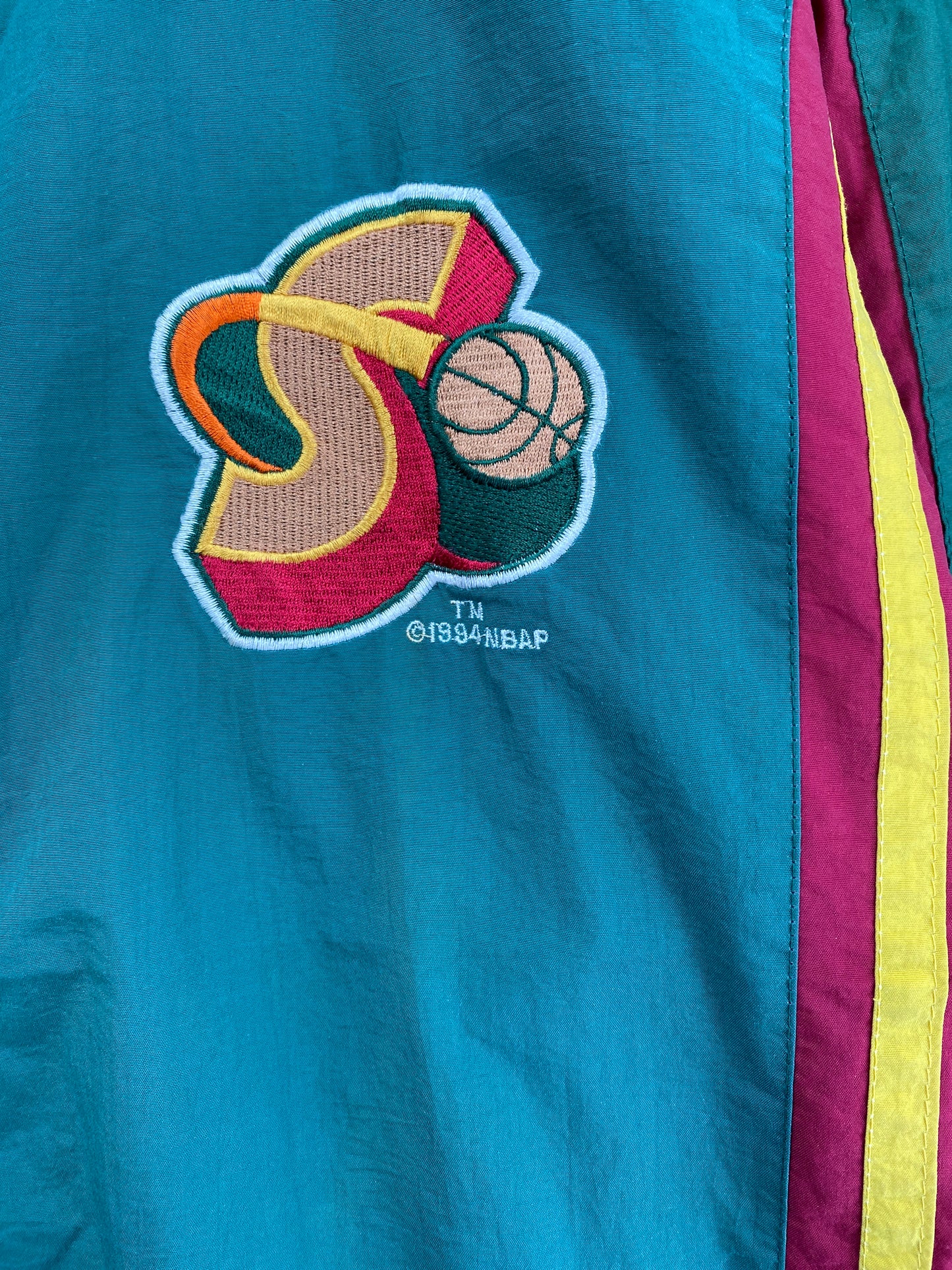 1994 STARTER X SEATTLE SUPERSONICS Size M Vintage NBA Nylon Jacket / G6280N