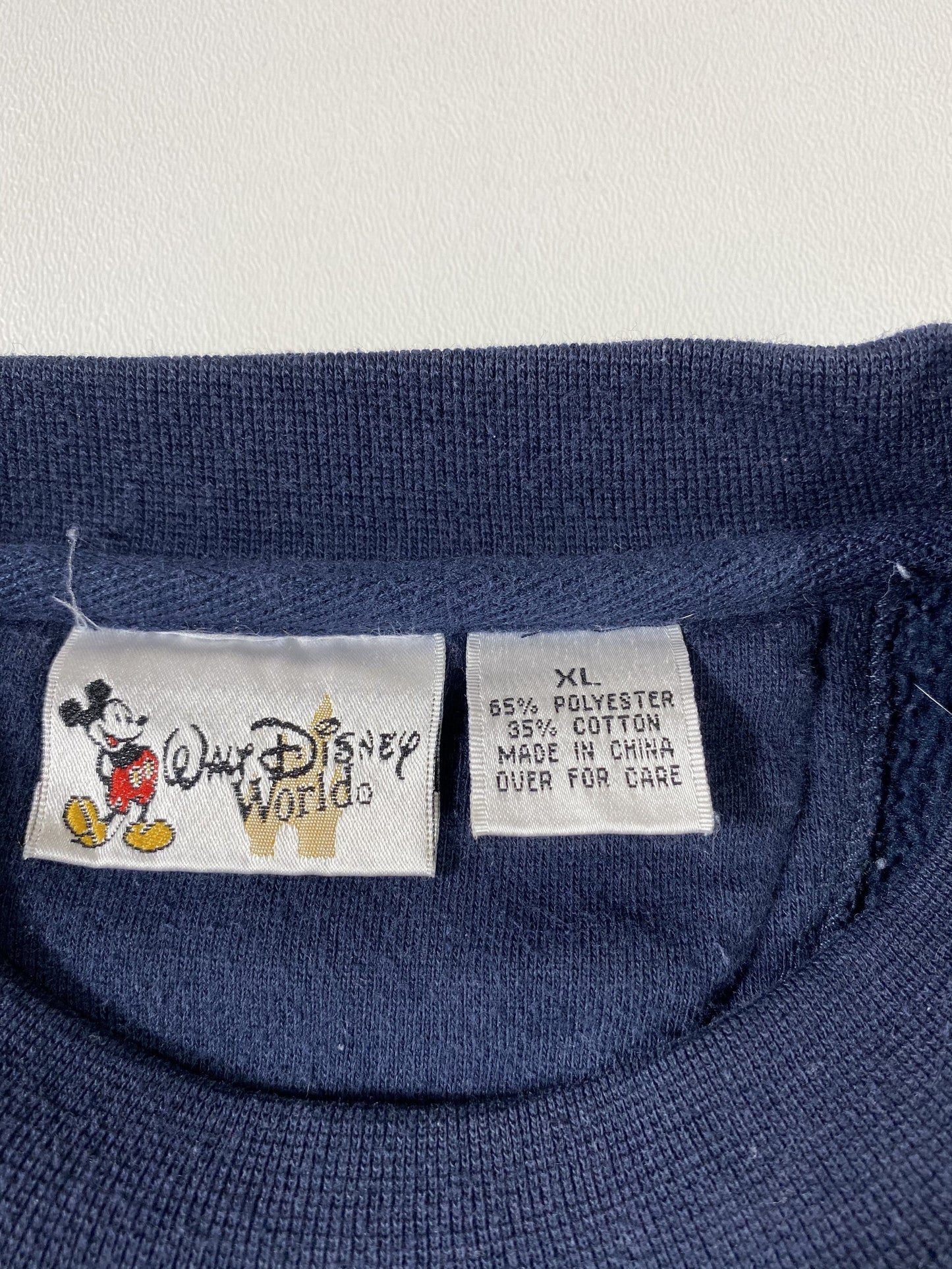 00' DISNEY 100 YEARS OF MAGIC Size XL Vintage Sweat-shirt / G5245S
