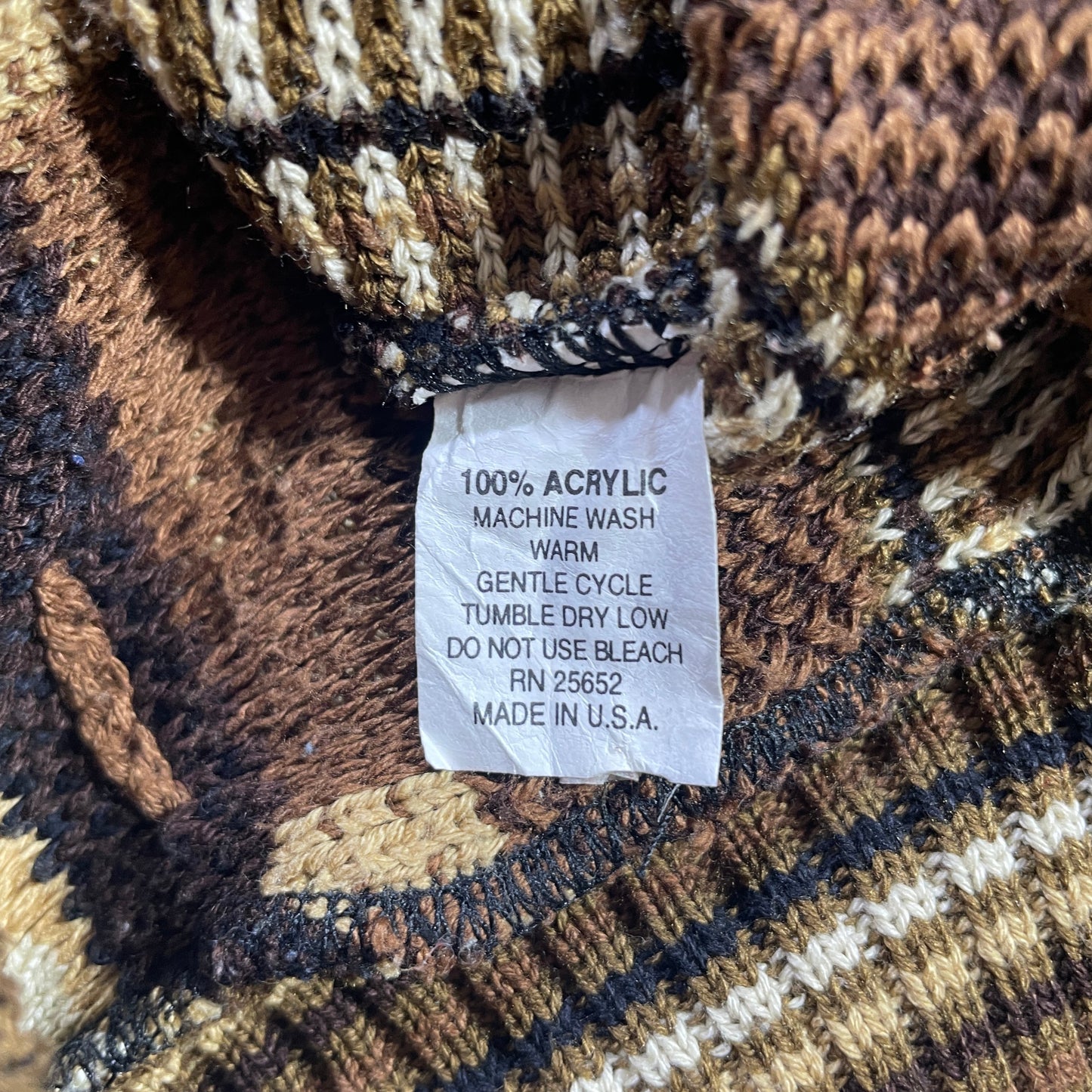 (L) Vintage 3D Coogi-Style Knitwear / A0874K