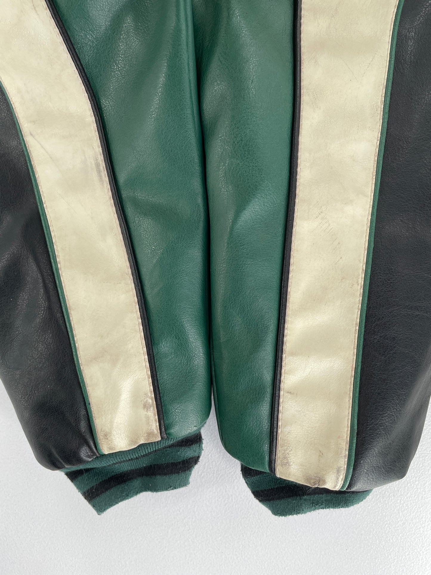 00' NIKE x BOSTON CELTICS  Size L Vintage NBA Faux Leather Jacket / F5584J