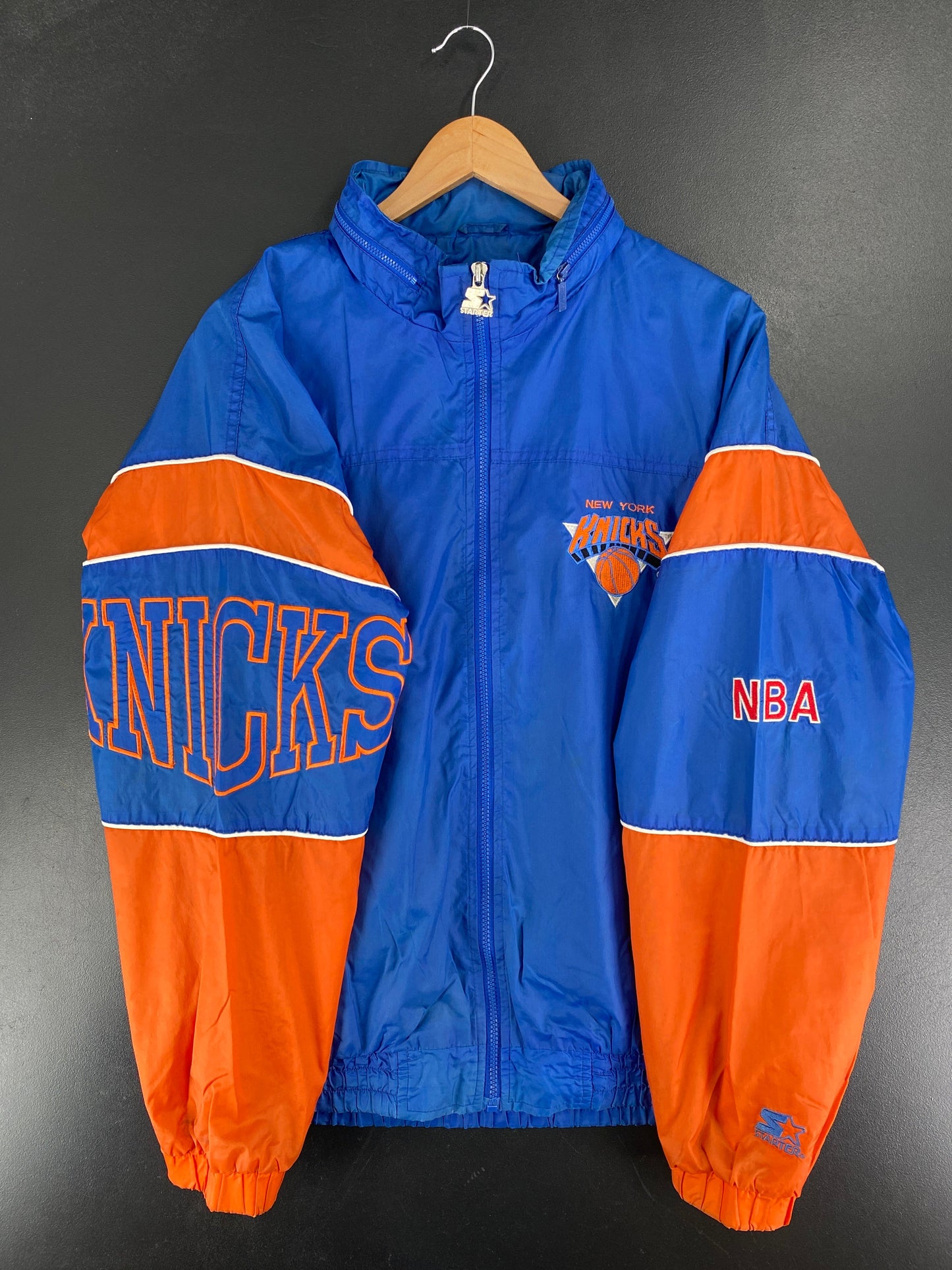 90’s STARTER x NEW YORK KNICKS Size XL NBA Nylon Jacket / F4539N