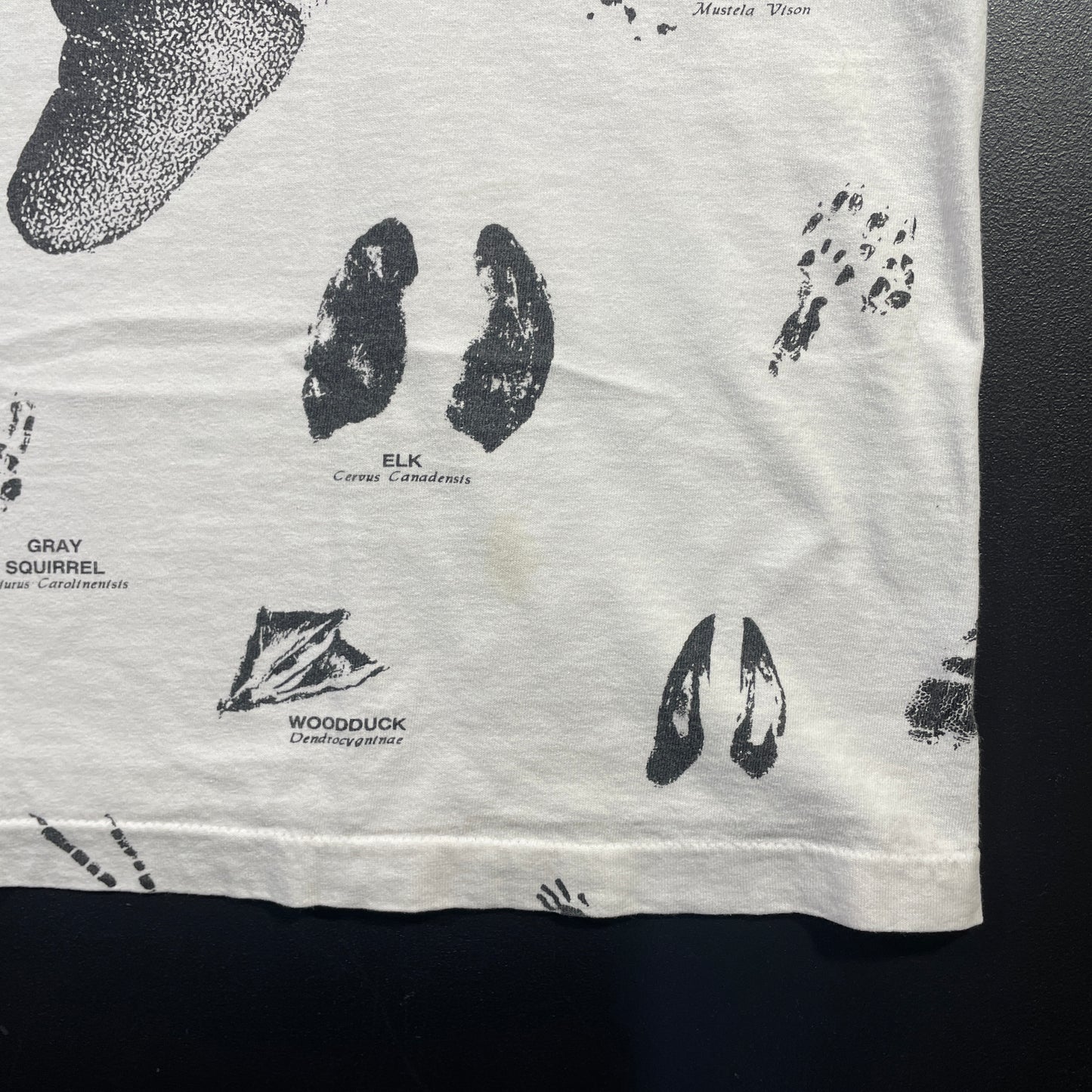 (XXL) 90's WYOMING ANIMAL FOOTPRINTS Vintage T-Shirt / A0814T
